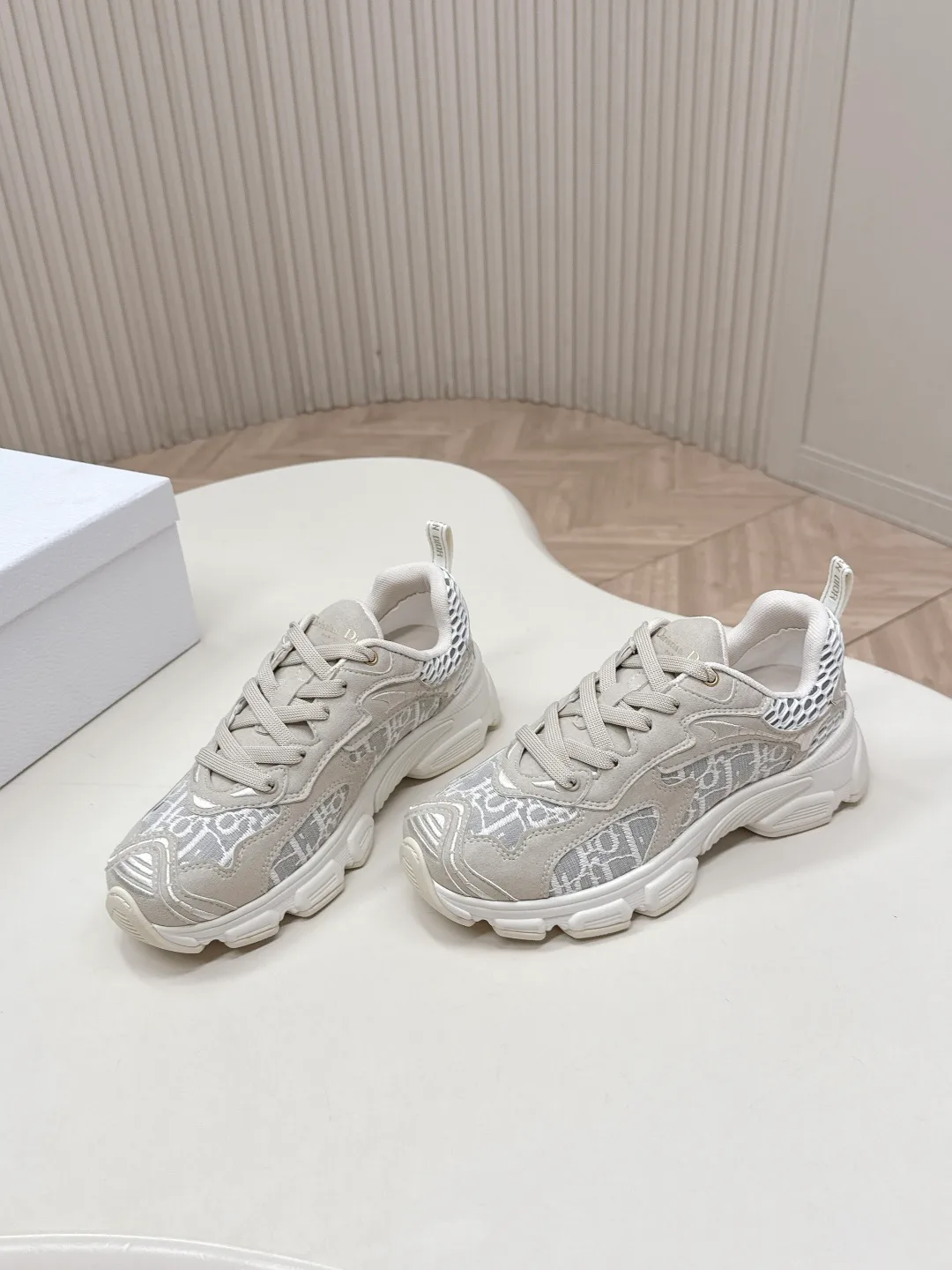 Кроссовки Женские Christian Dior 13132875