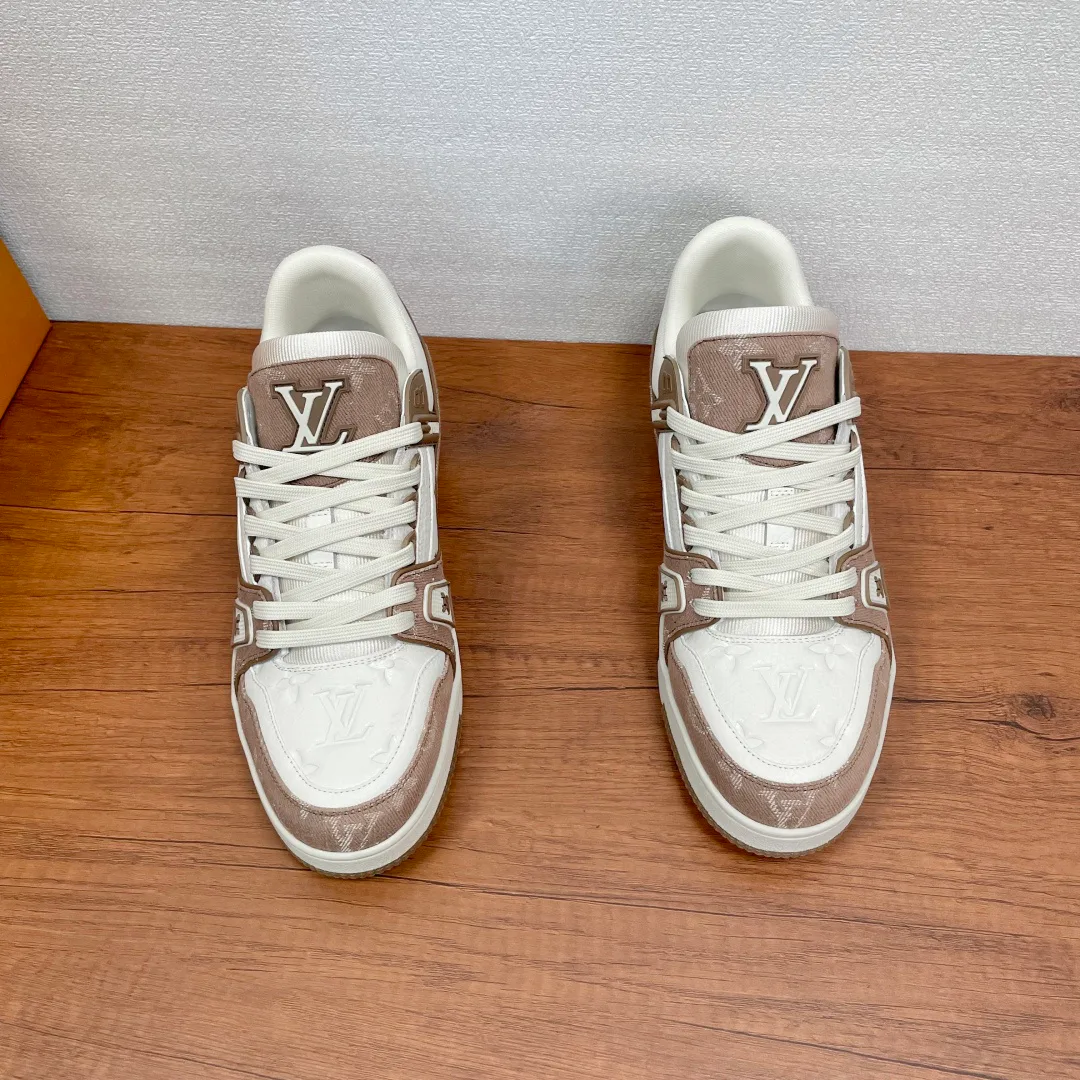 Кроссовки Мужские Louis Vuitton 2556242