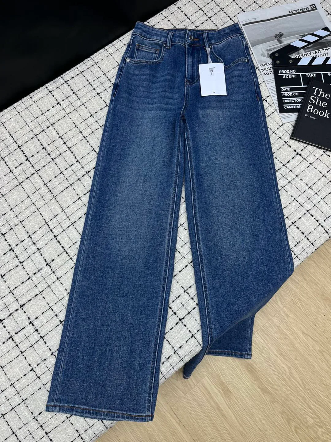 Джинсы Женские Christian Dior 18885562