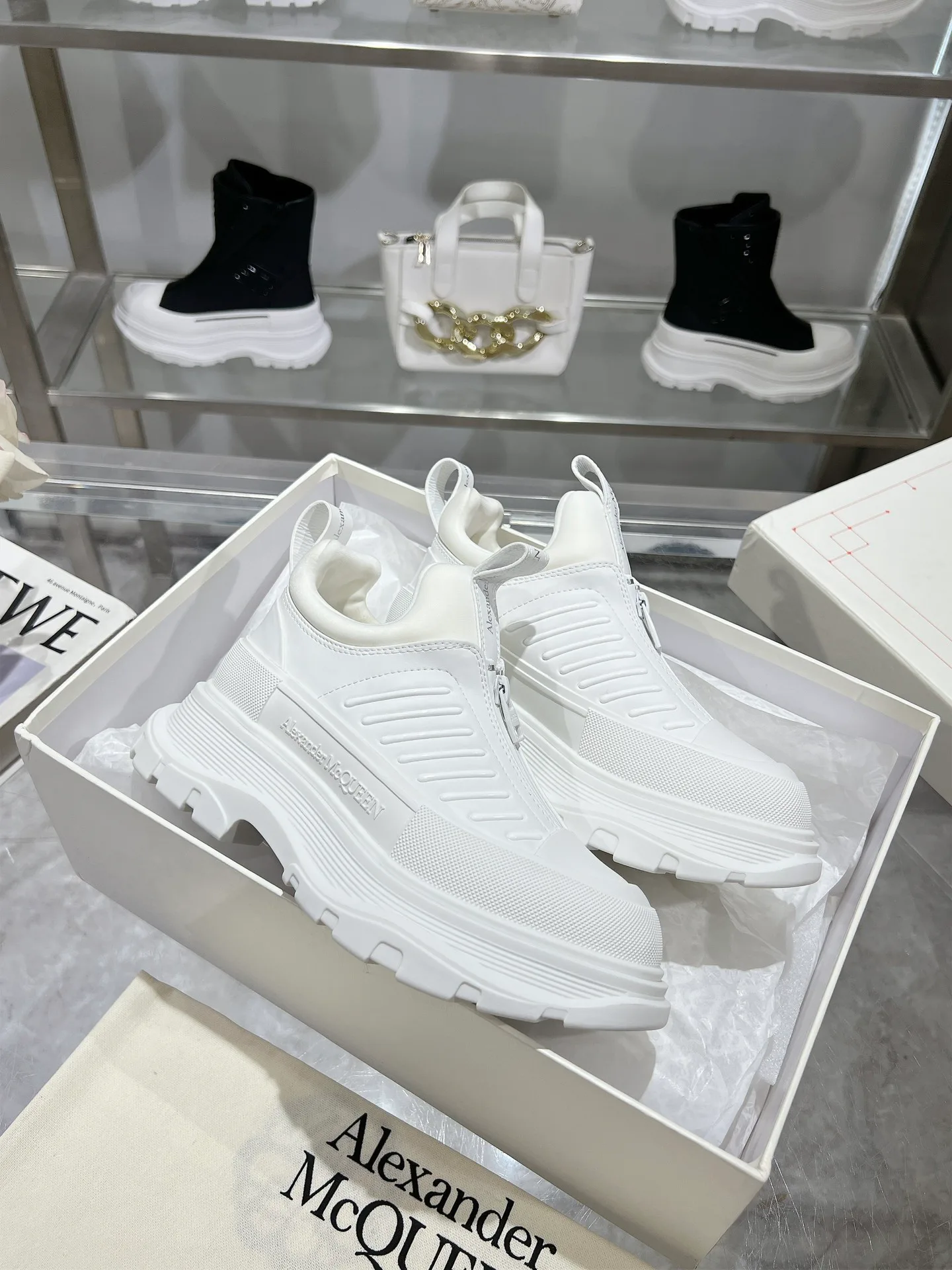 Кроссовки Женские Alexander Mcqueen 18740874