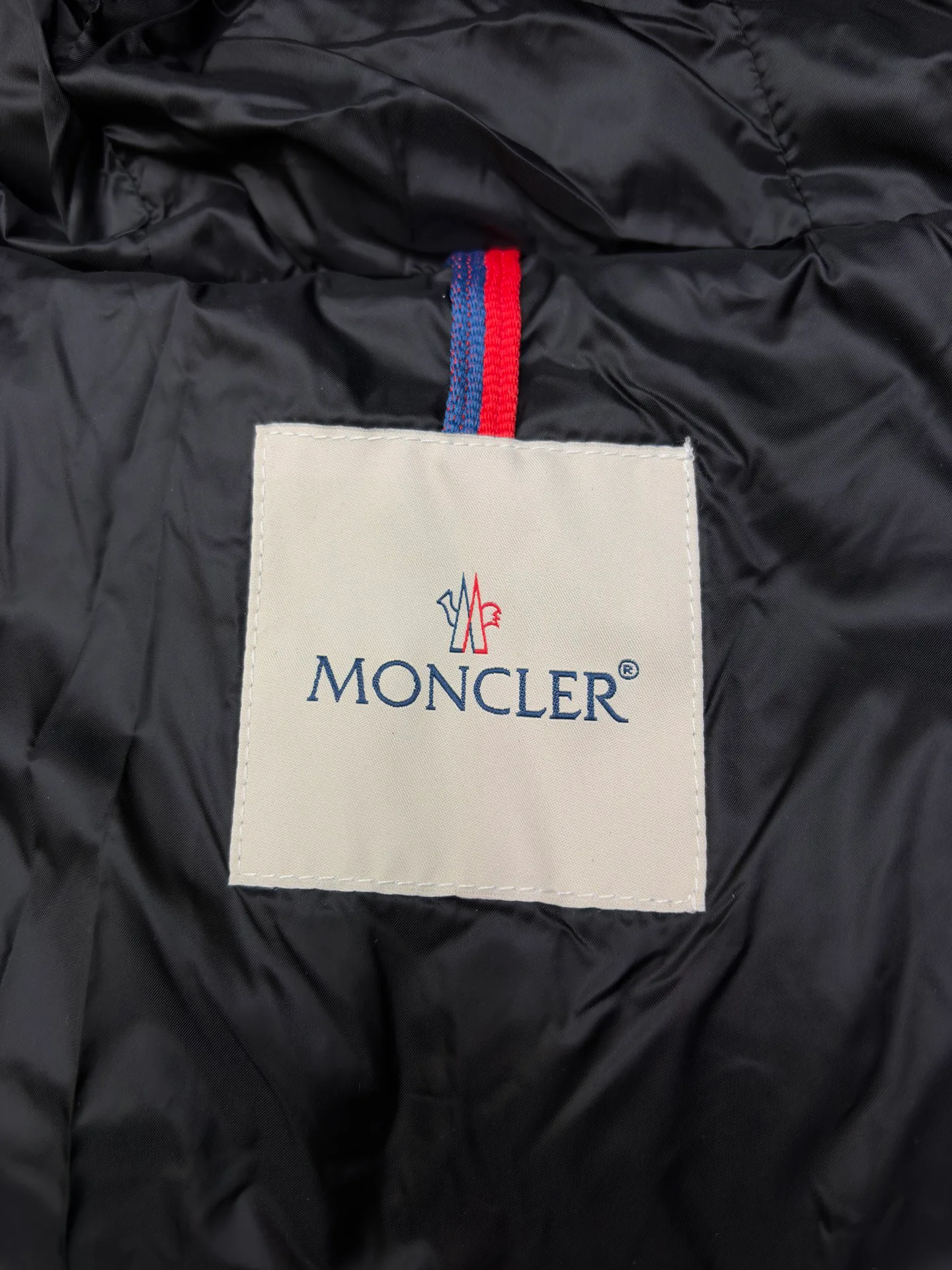 Куртки И Пуховики Женские Moncler 17568681