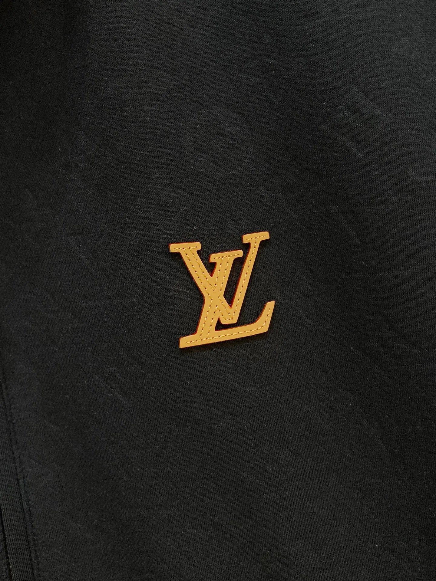Куртки И Пуховики Женские Louis Vuitton 18178226