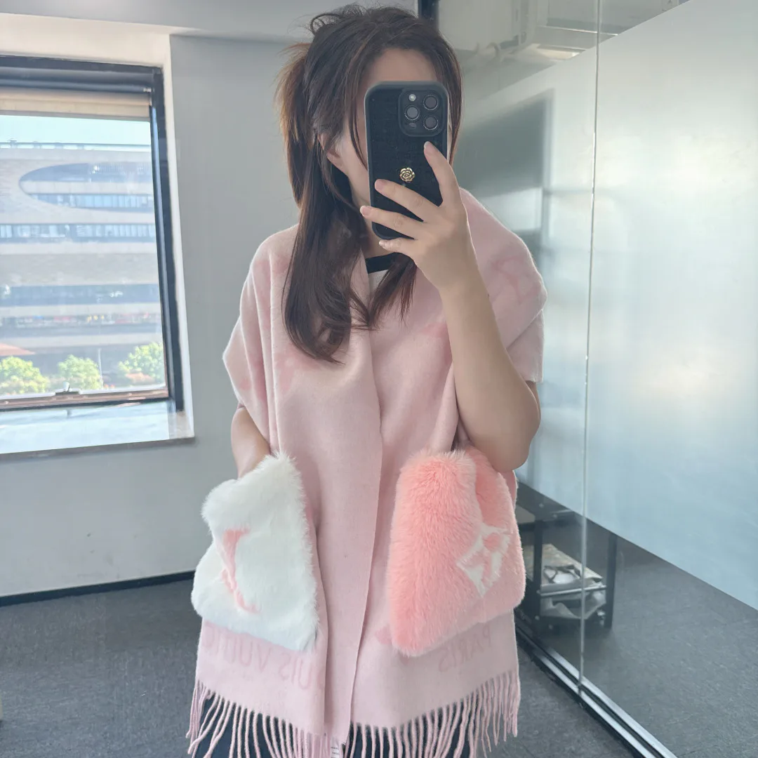 Шарфы Louis Vuitton 262415