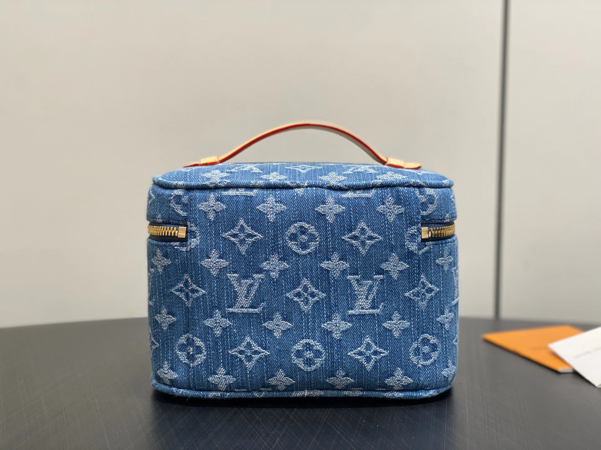 Клатчи Женские Louis Vuitton 11509359