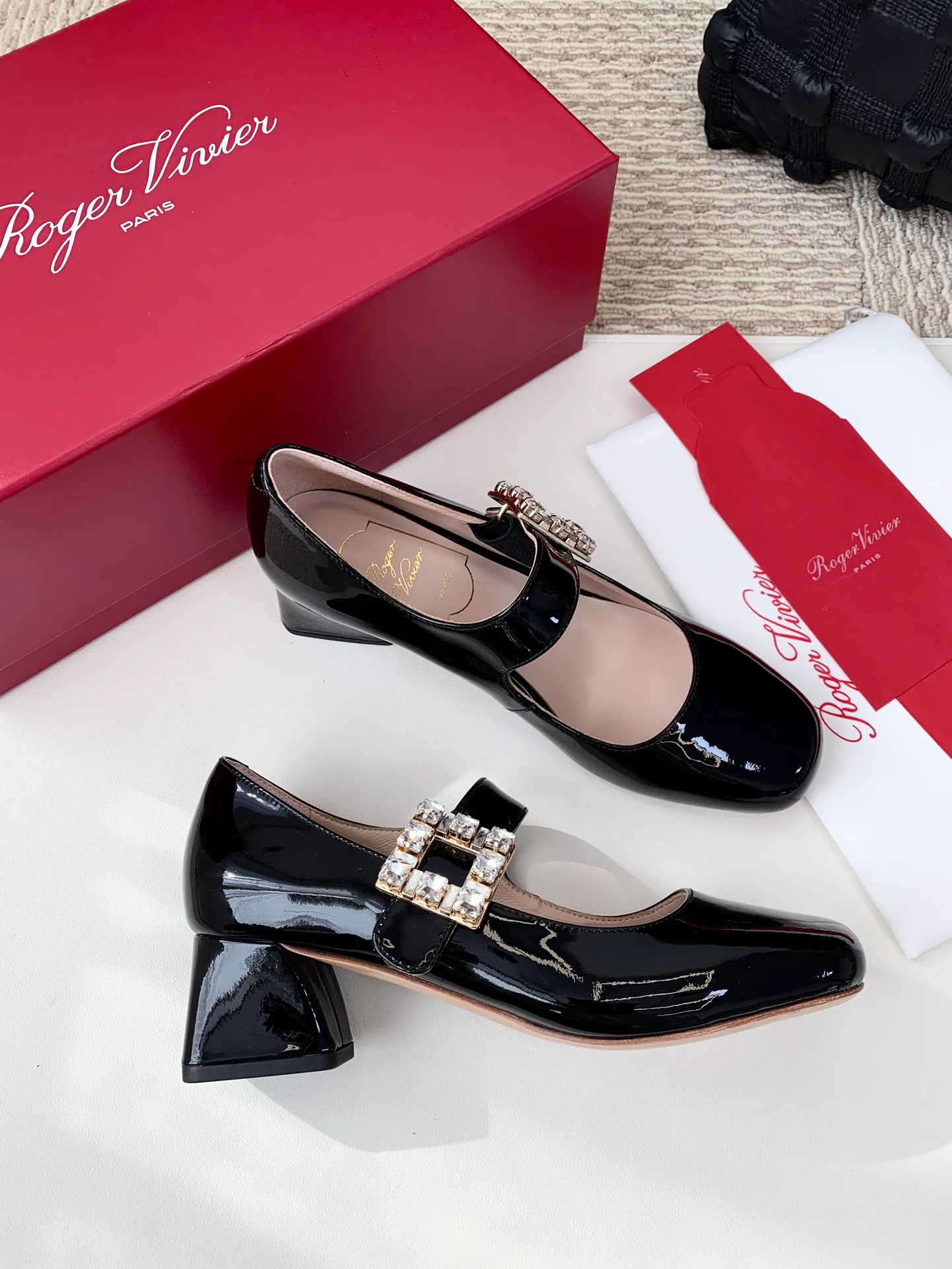 Туфли Женские Roger Vivier 17990350