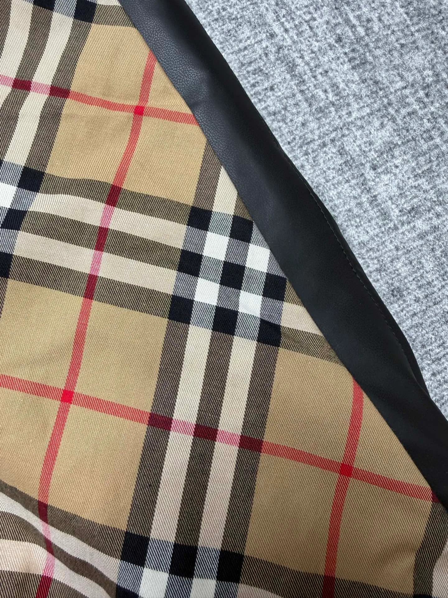 Куртки И Пуховики Женские Burberry 17915382