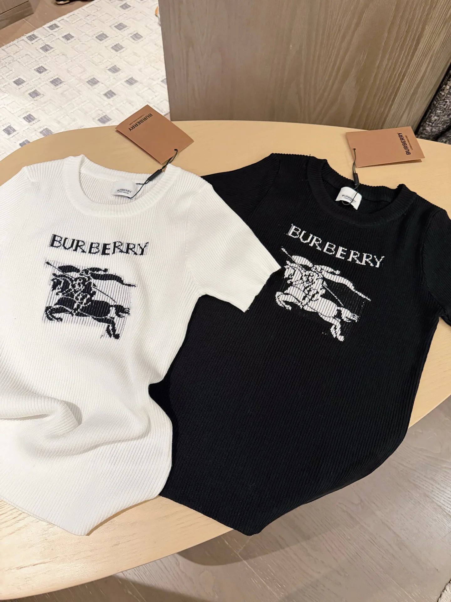 Футболки Женские Burberry 11663204