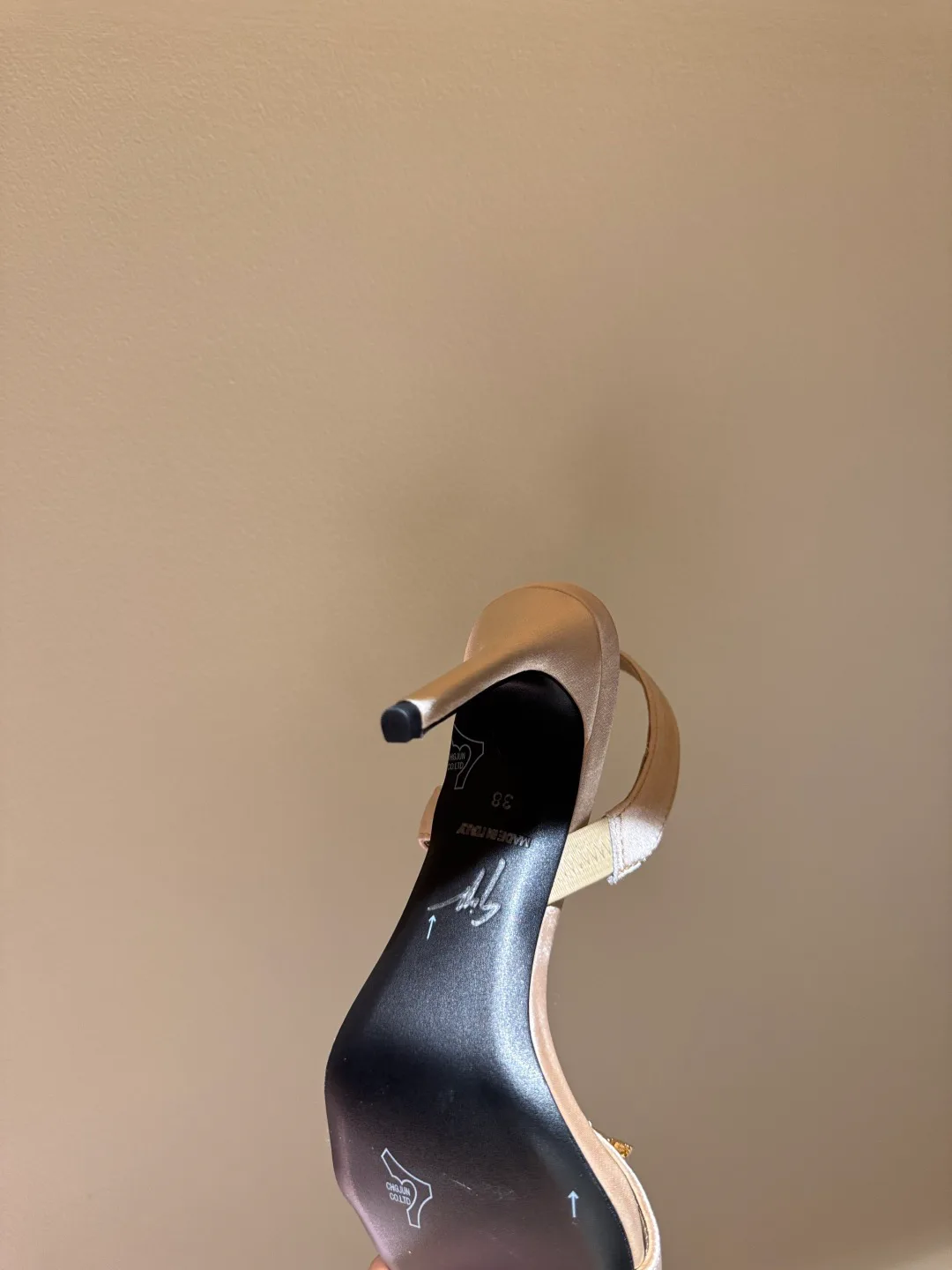 Туфли Женские Giuseppe Zanotti 11487789