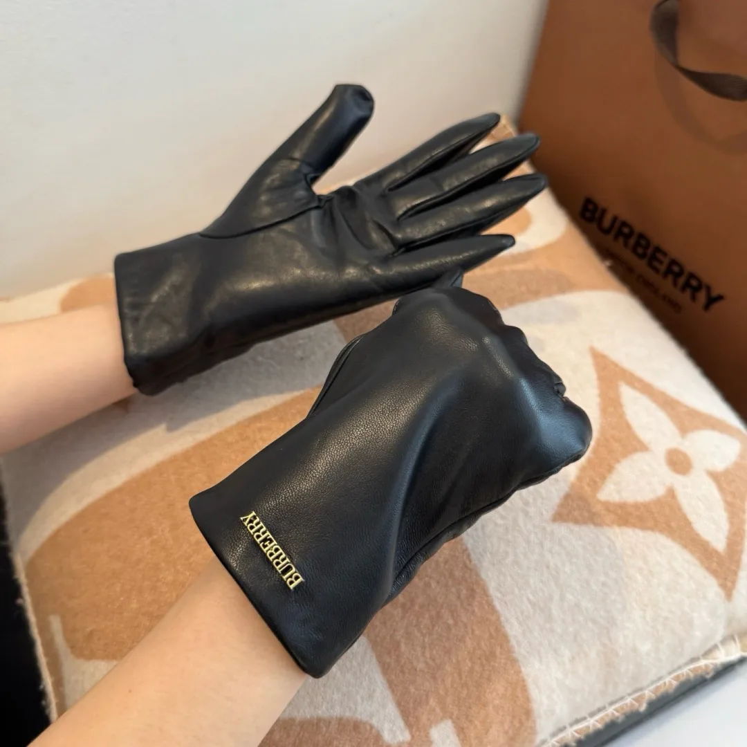Перчатки Burberry 18574842