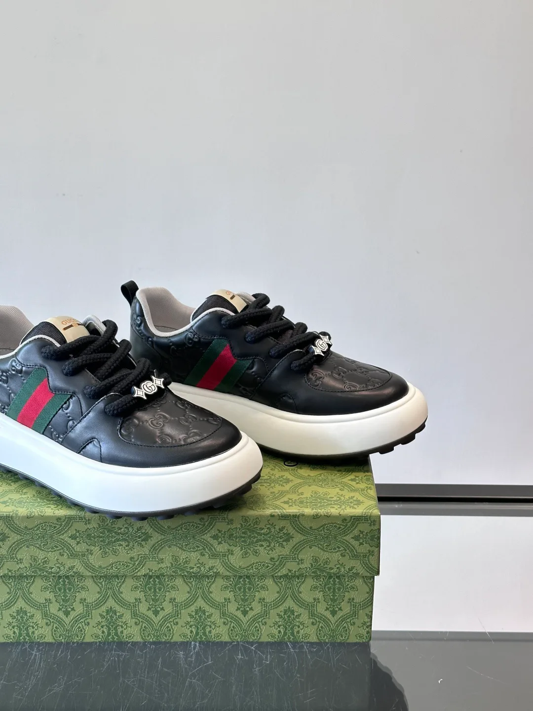 Кроссовки Мужские Gucci 564554