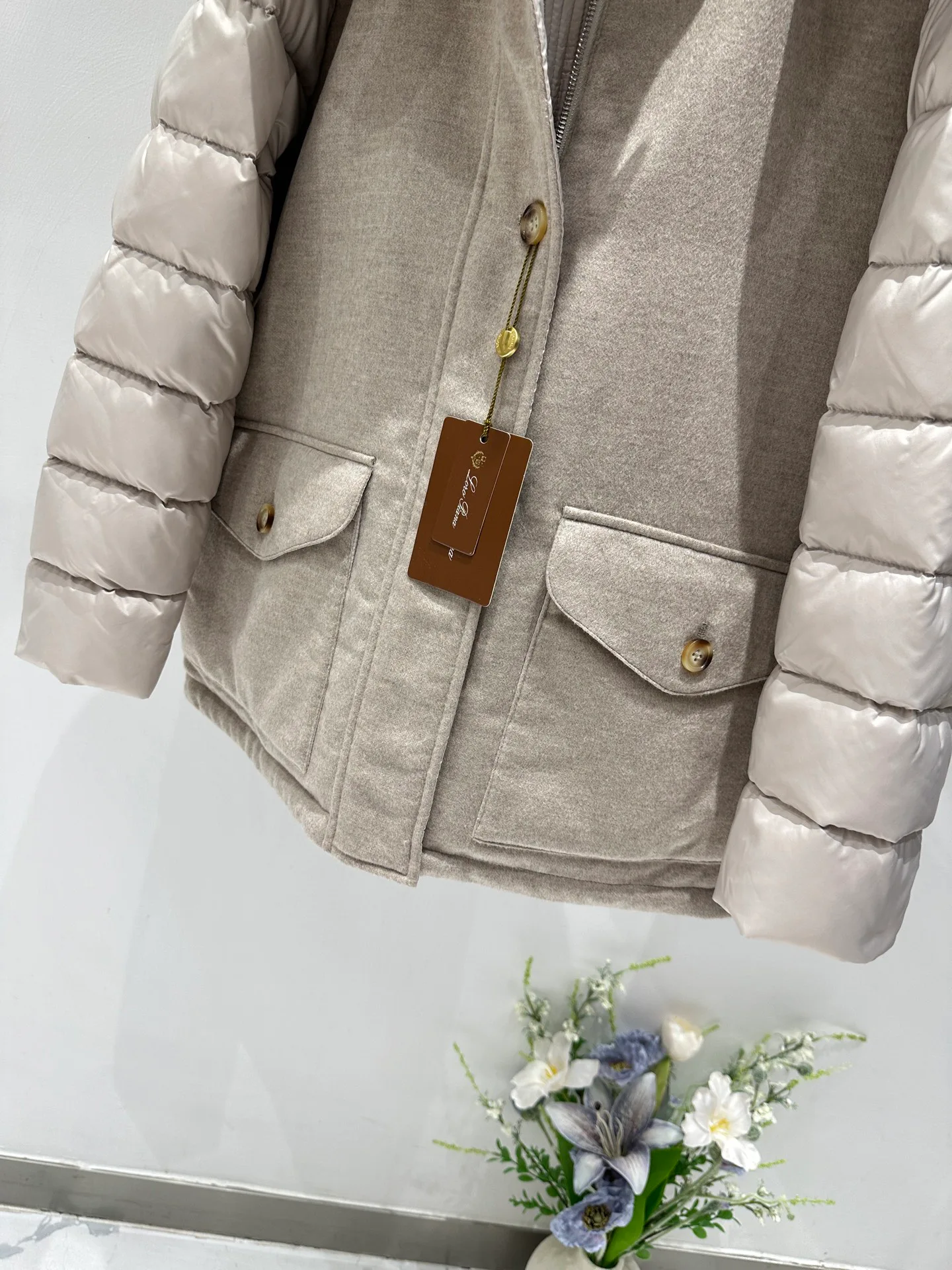 Куртки И Пуховики Женские Loro Piana 18082696