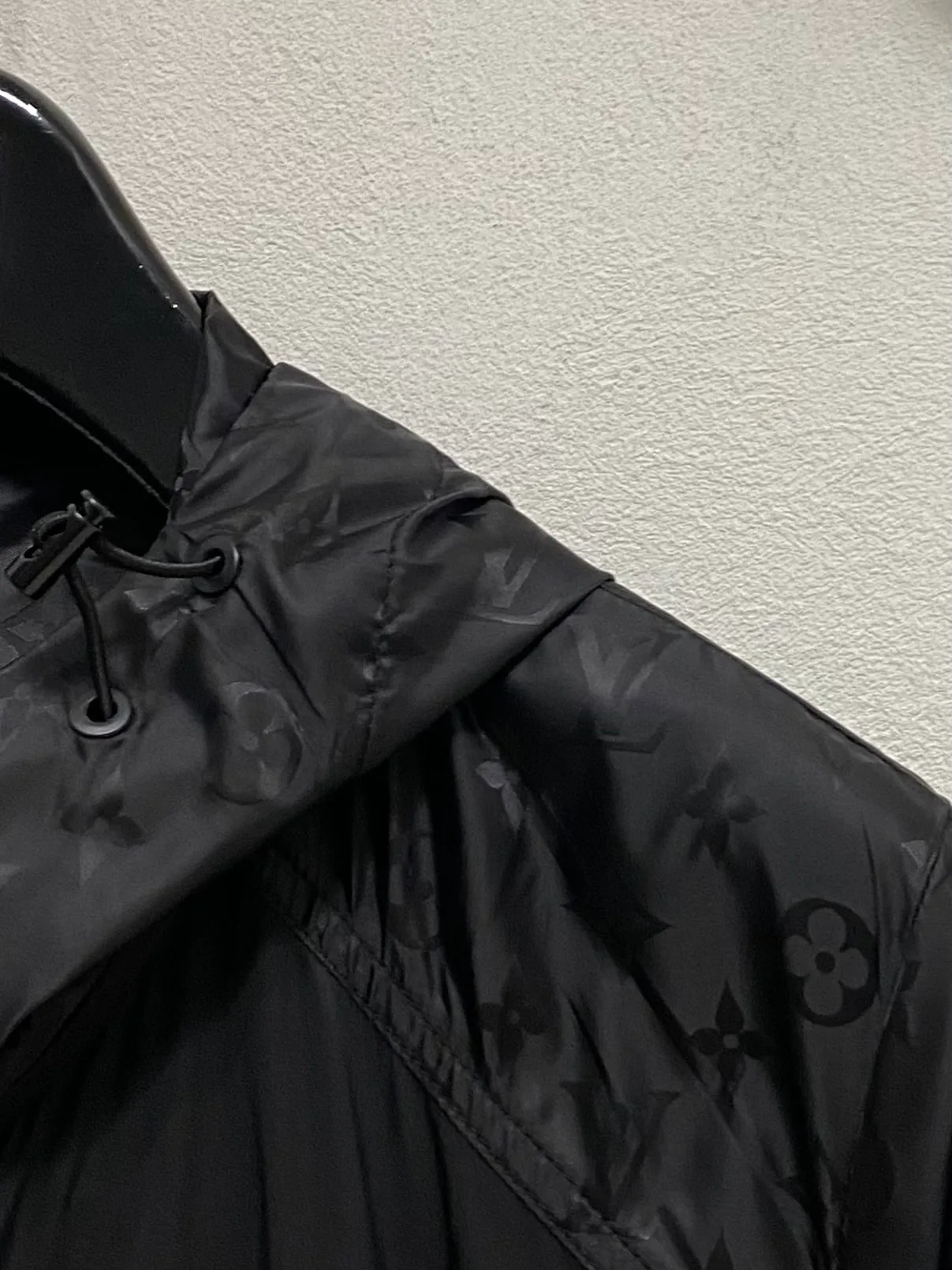 Куртки И Пуховики Мужские Louis Vuitton 30636