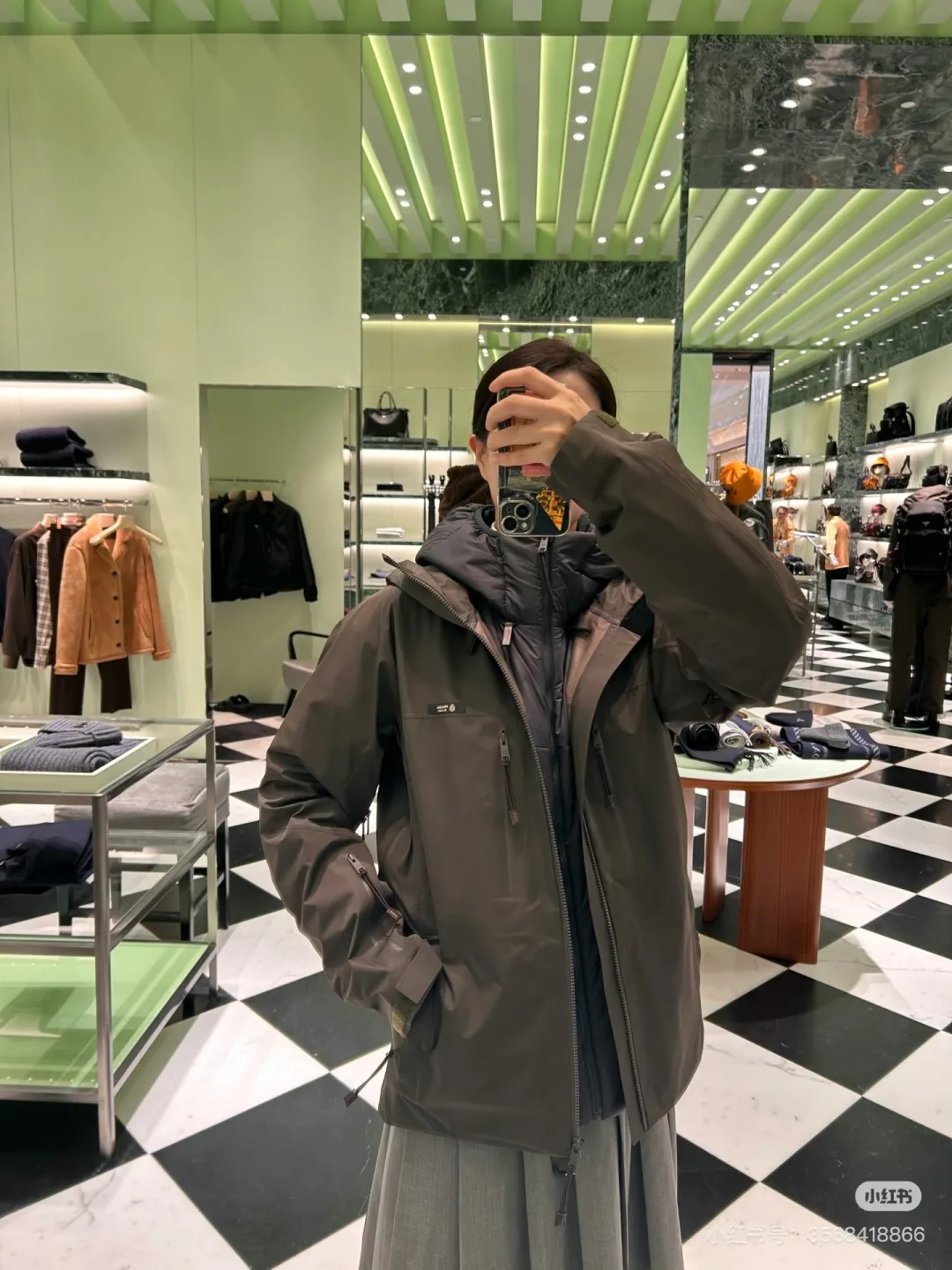 Куртки И Пуховики Женские Prada 11625867