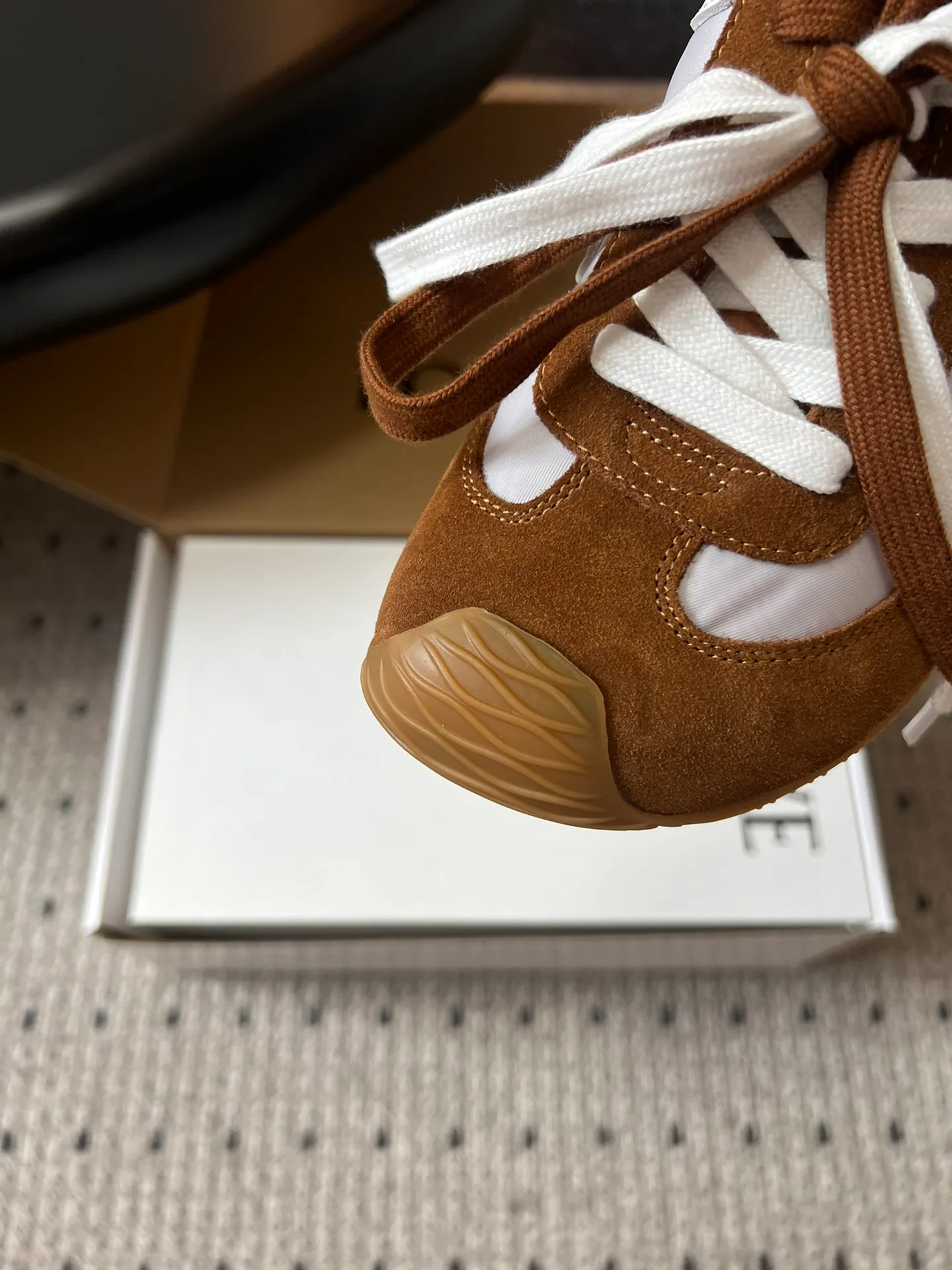 Кроссовки Женские Loewe 10475969