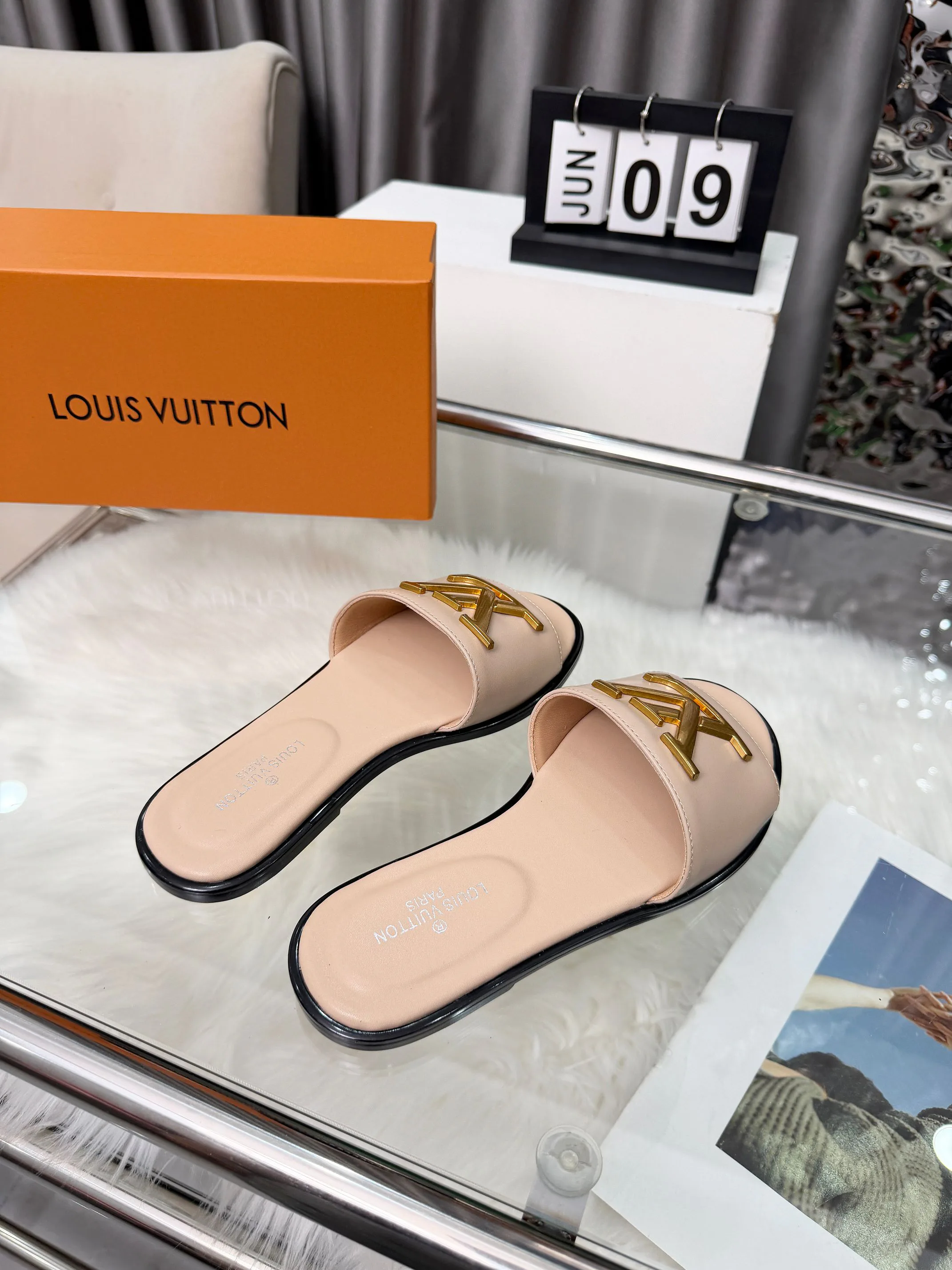 Туфли Женские Louis Vuitton 11633039