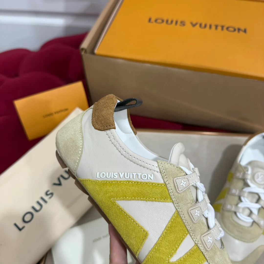Кроссовки Женские Louis Vuitton 9579131