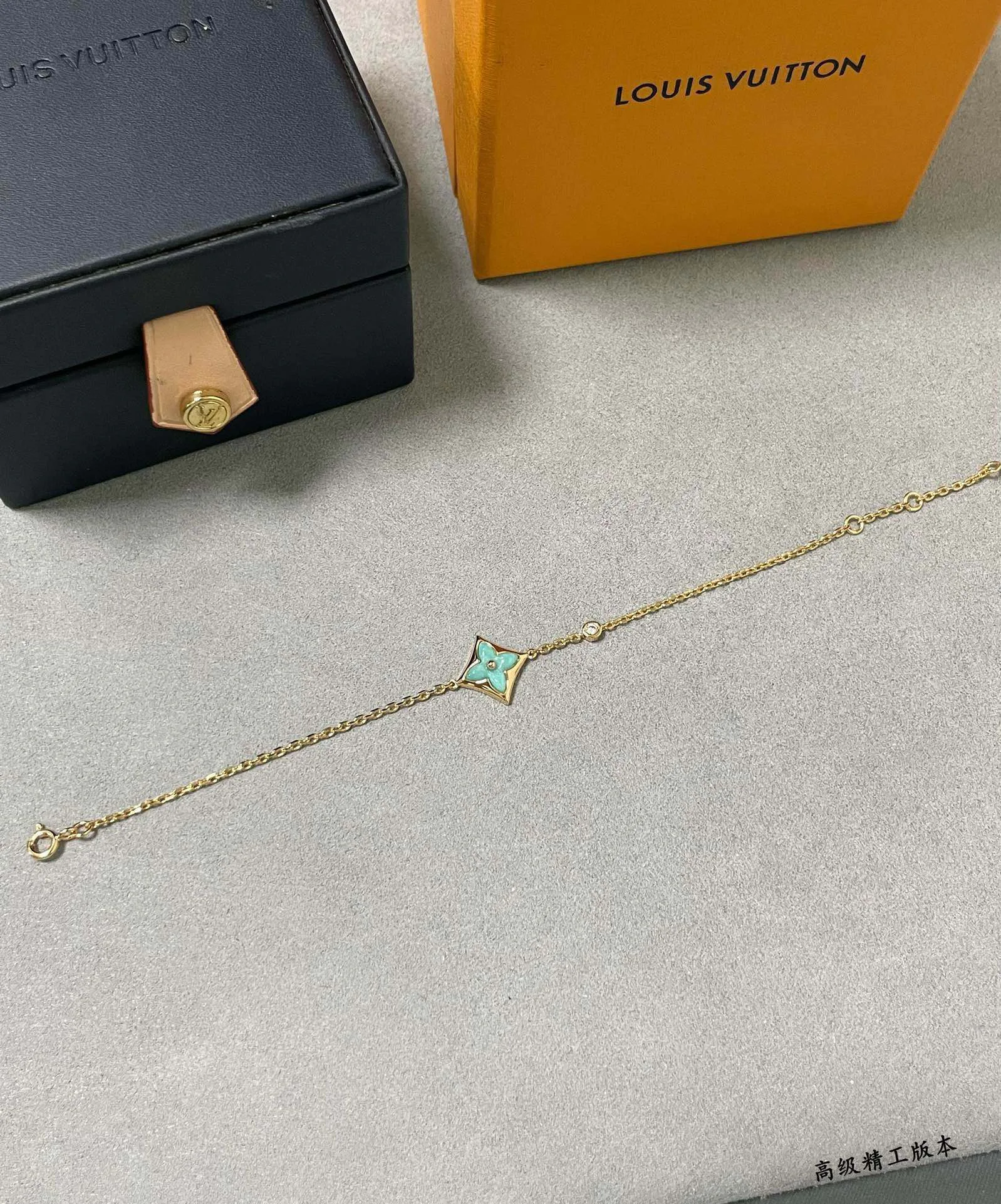 Бижутерия Louis Vuitton 11474361