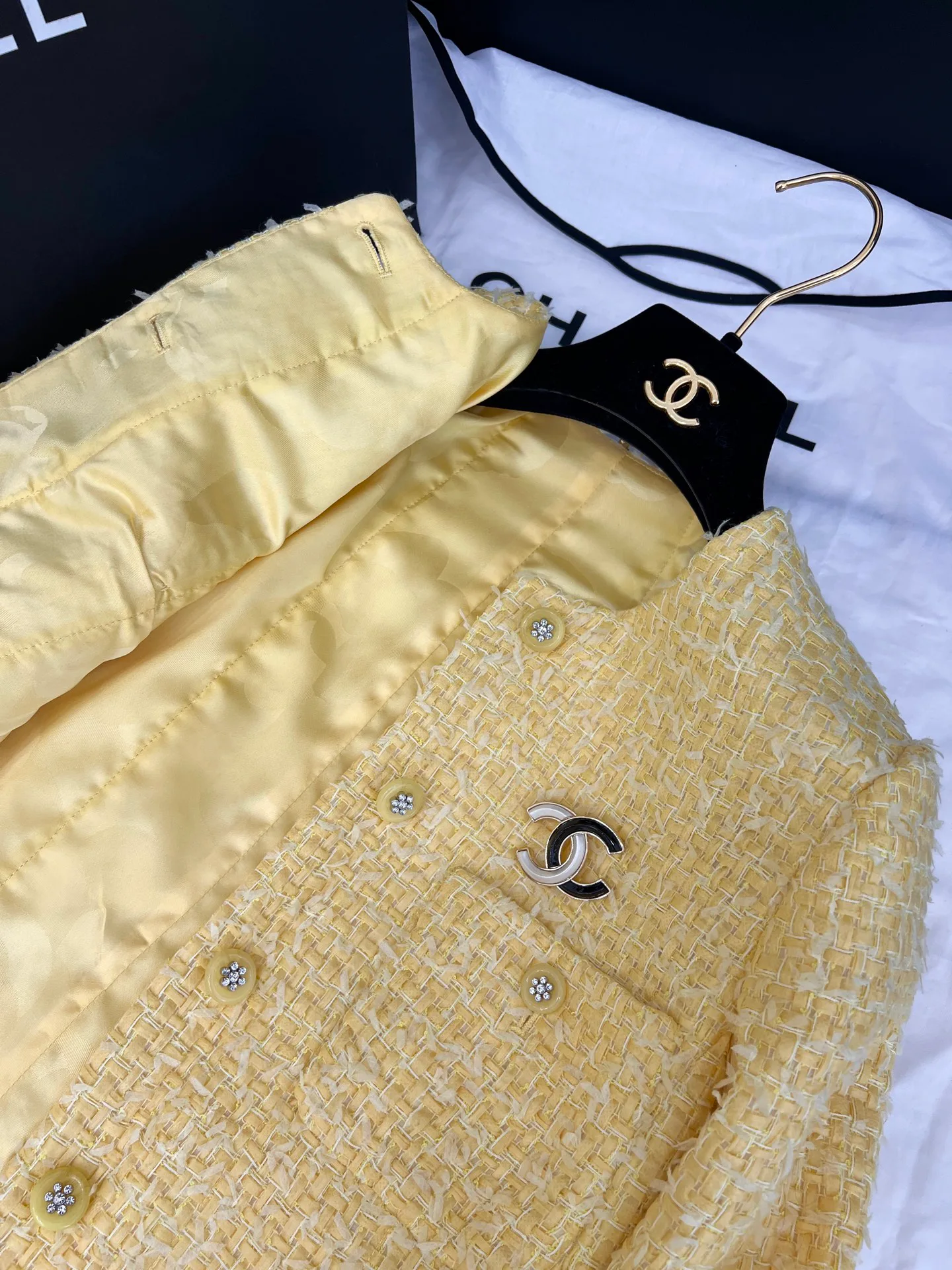 Жакеты Женские Chanel 21367