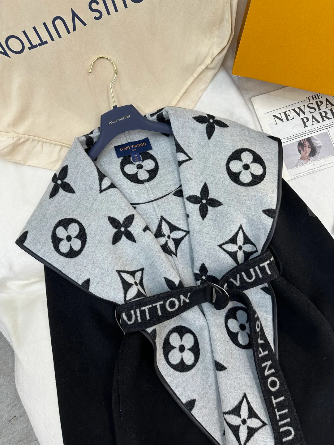 Пальто Женские Louis Vuitton 3532926