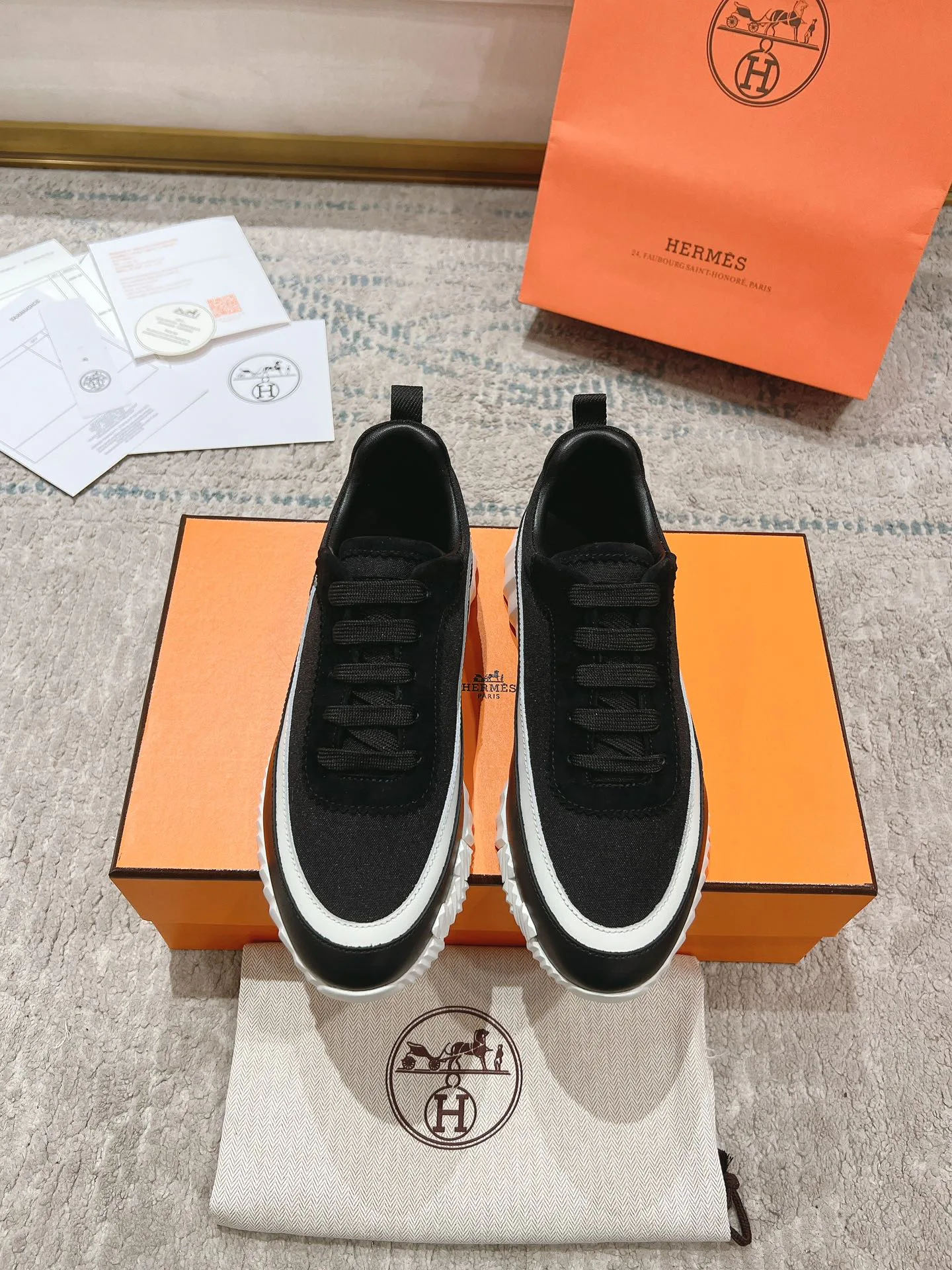 Кроссовки Женские Hermes 11738631