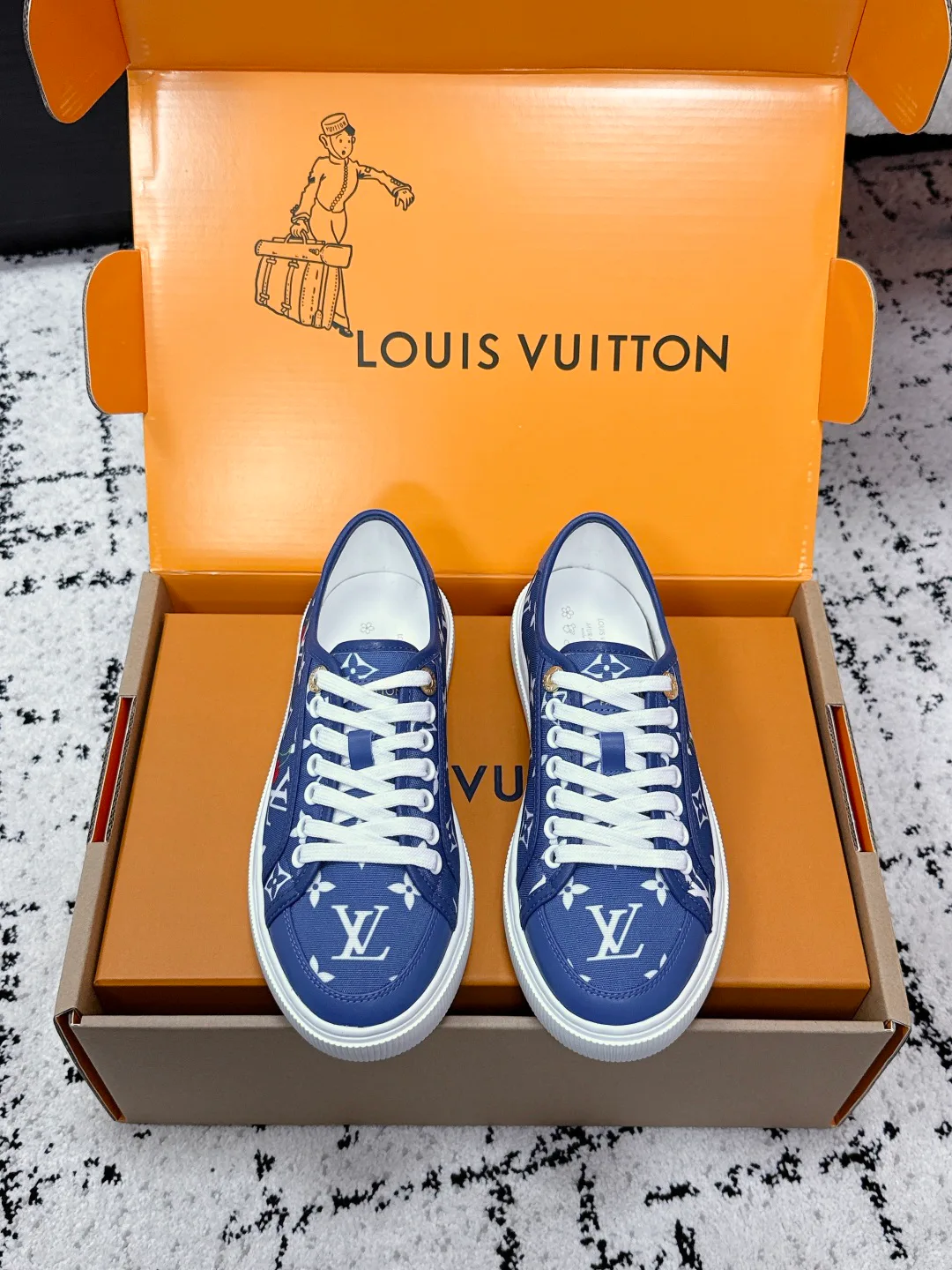 Кроссовки Женские Louis Vuitton 1752793