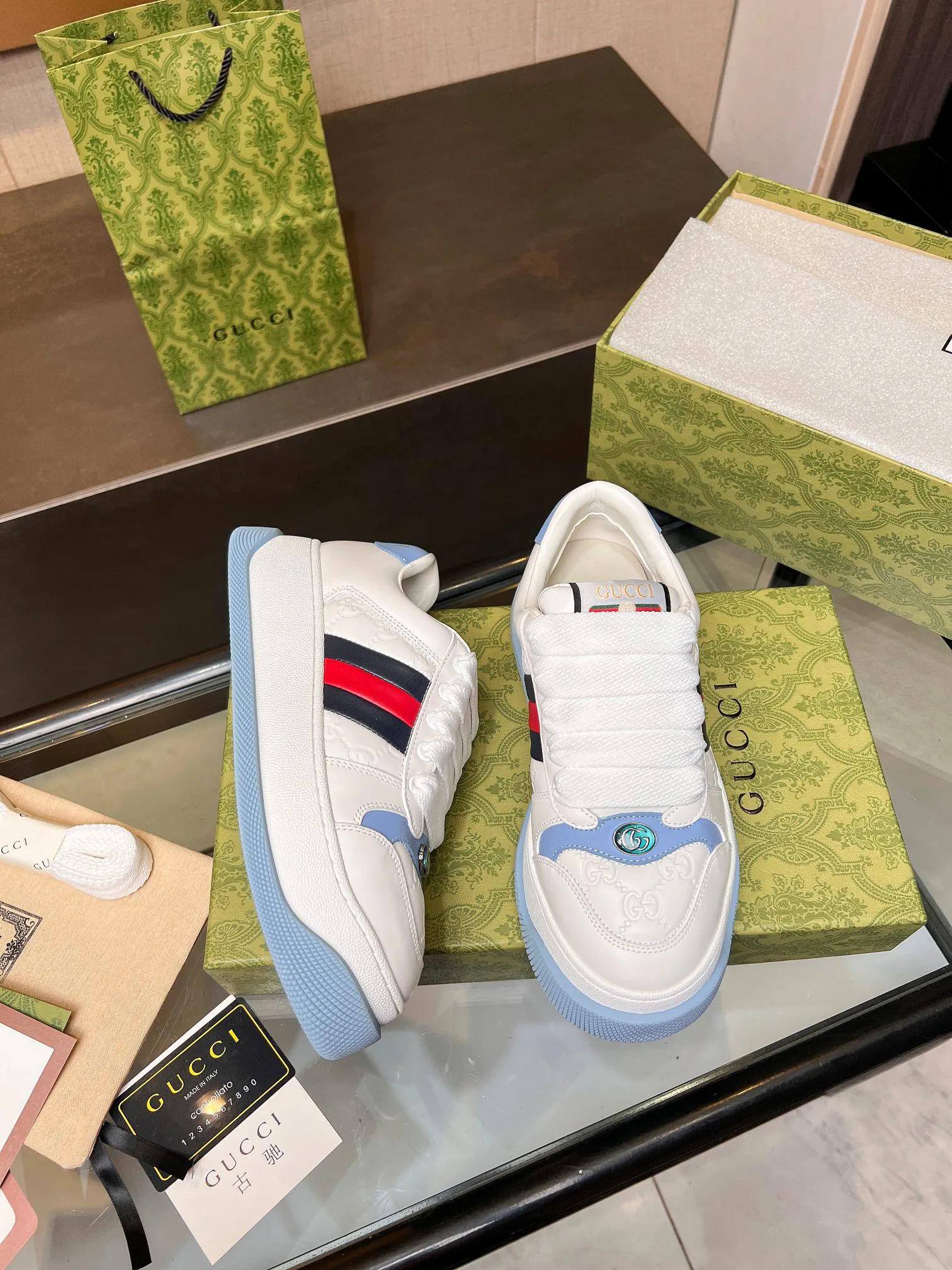 Кроссовки Женские Gucci 907450