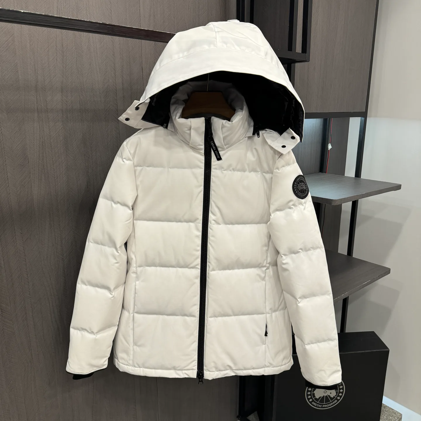 Куртки И Пуховики Женские Canada Goose 19763446