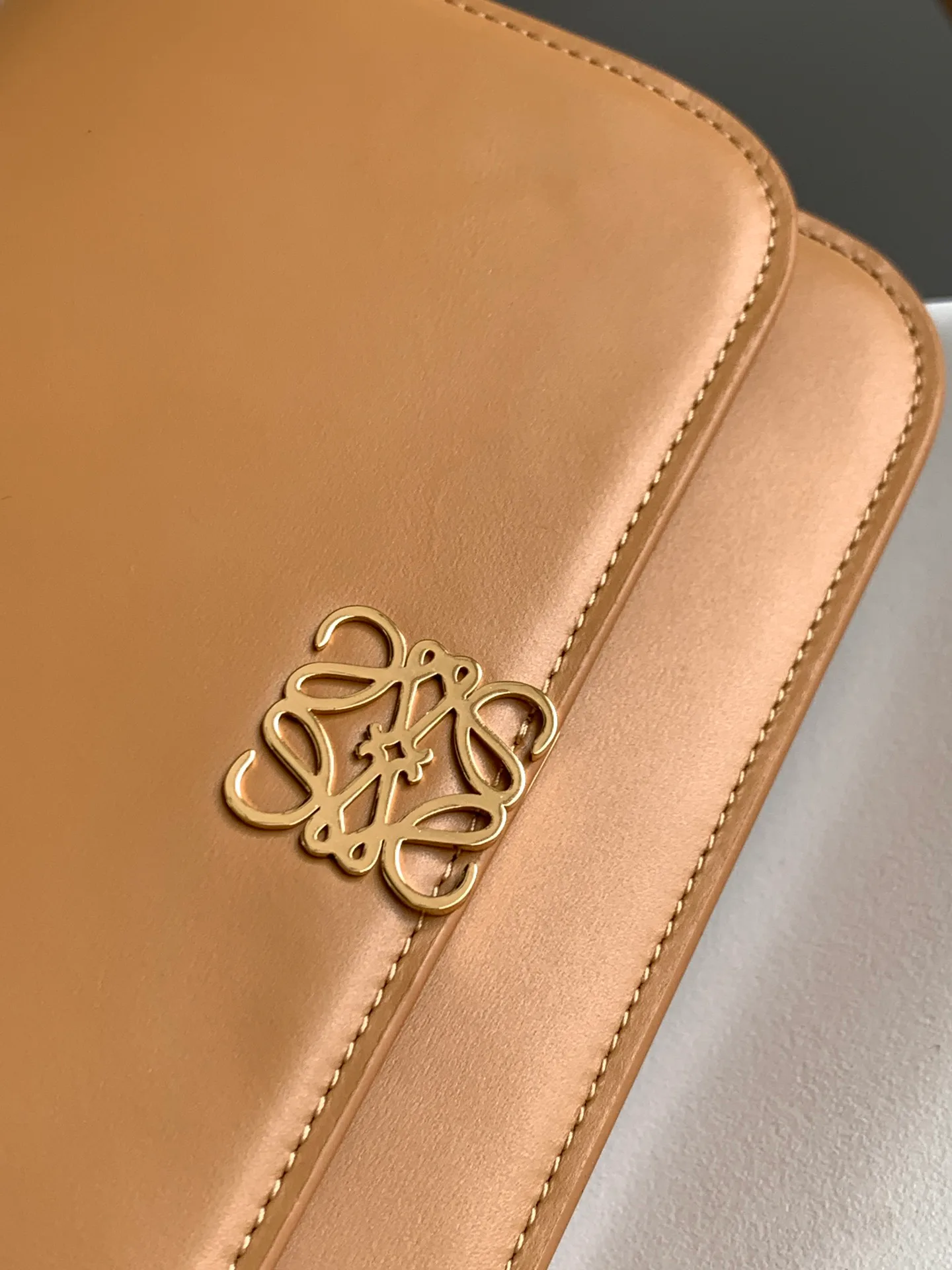 Классические Сумки Женские Loewe 6448006