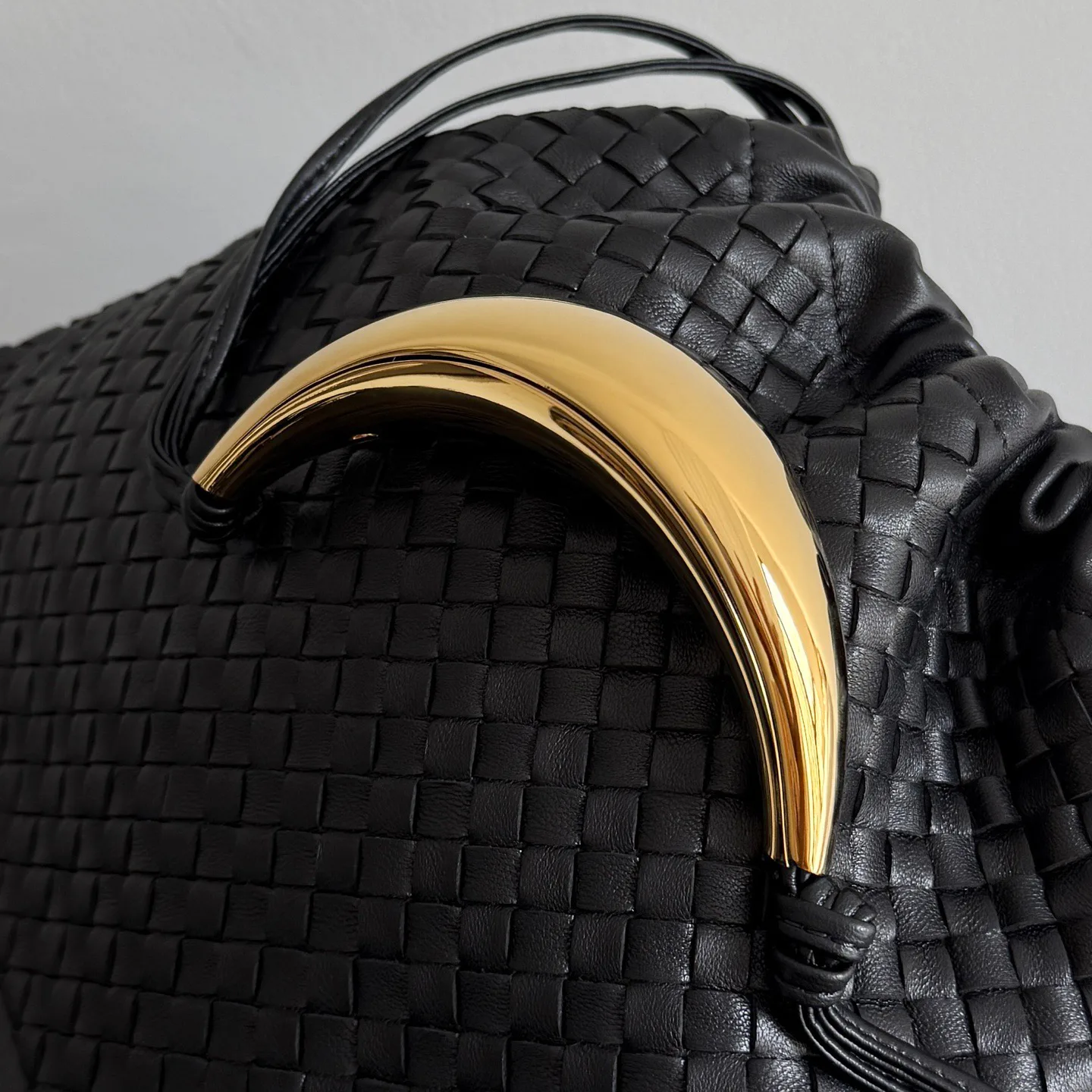 Классические Сумки Женские Bottega Veneta 17973989