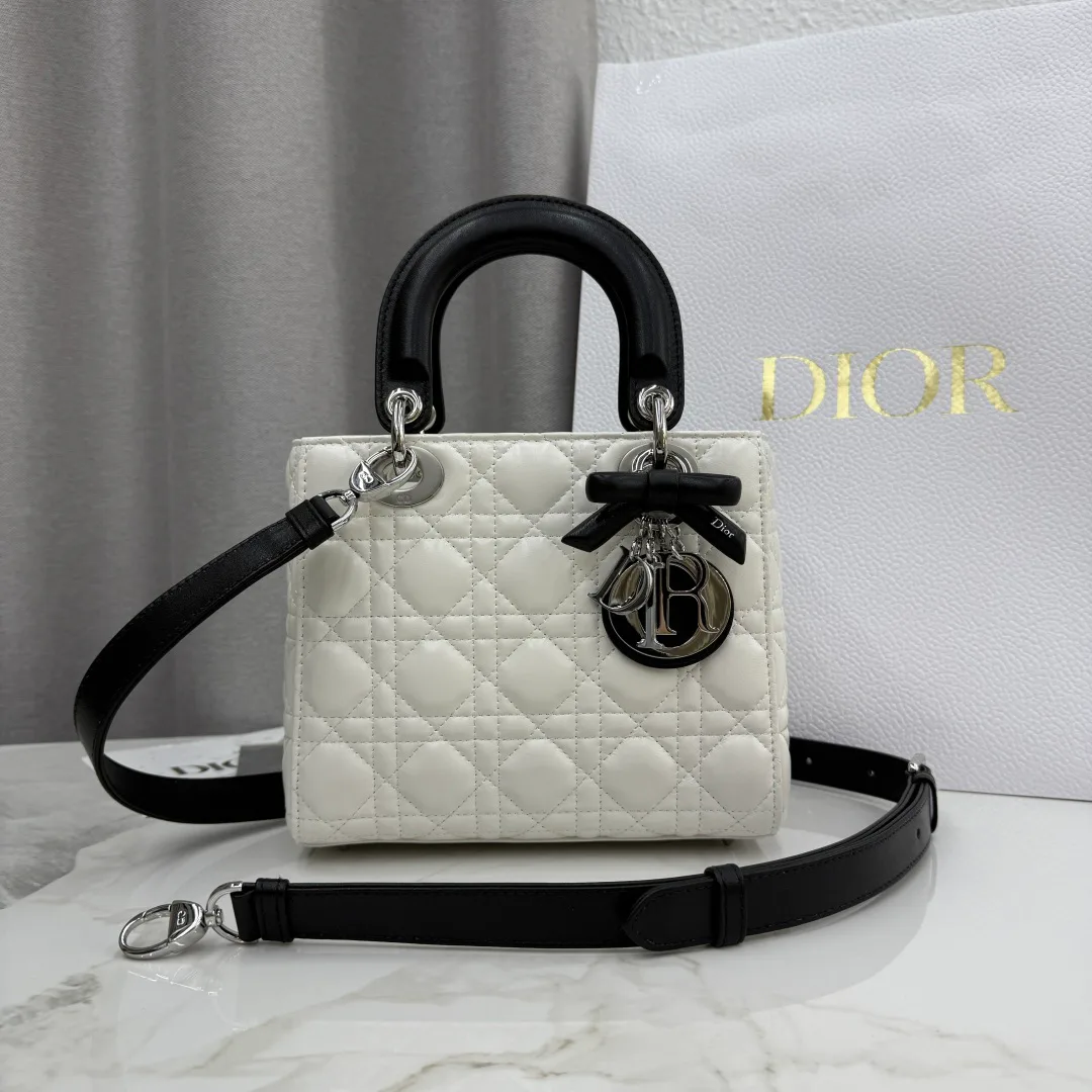 Классические Сумки Женские Christian Dior 12594841