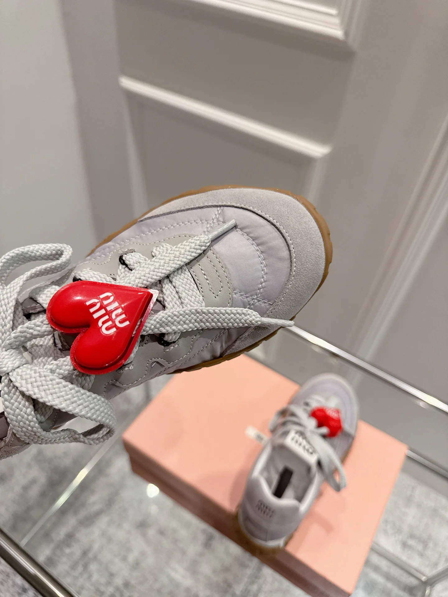 Кроссовки Женские Miu Miu 65254