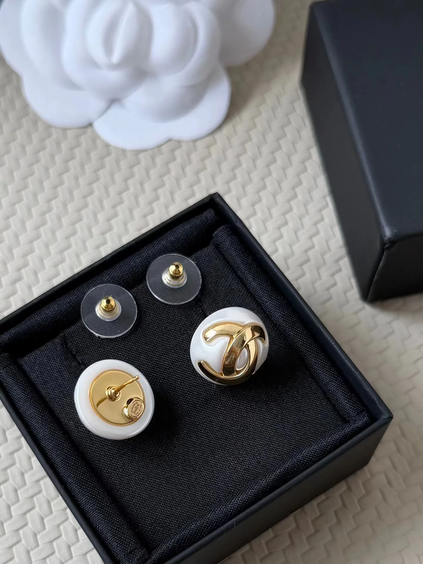 Бижутерия Chanel 18122950