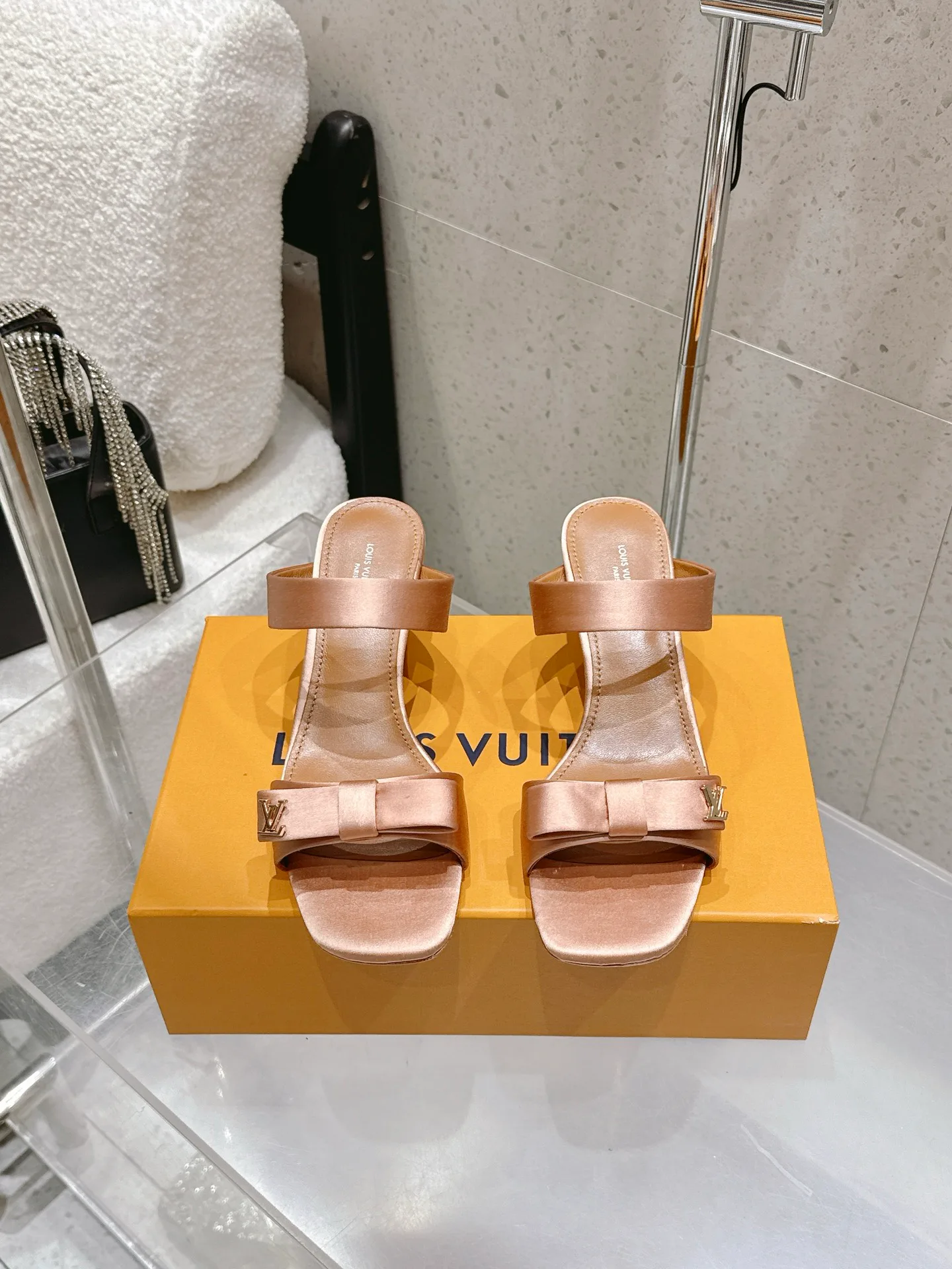 Туфли Женские Louis Vuitton 13078839