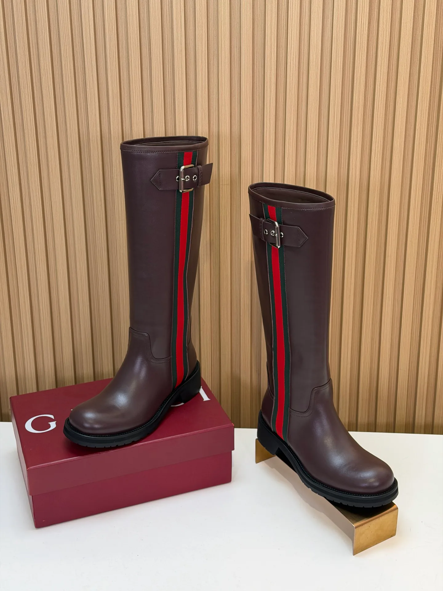 Сапоги Женские Gucci 18083272