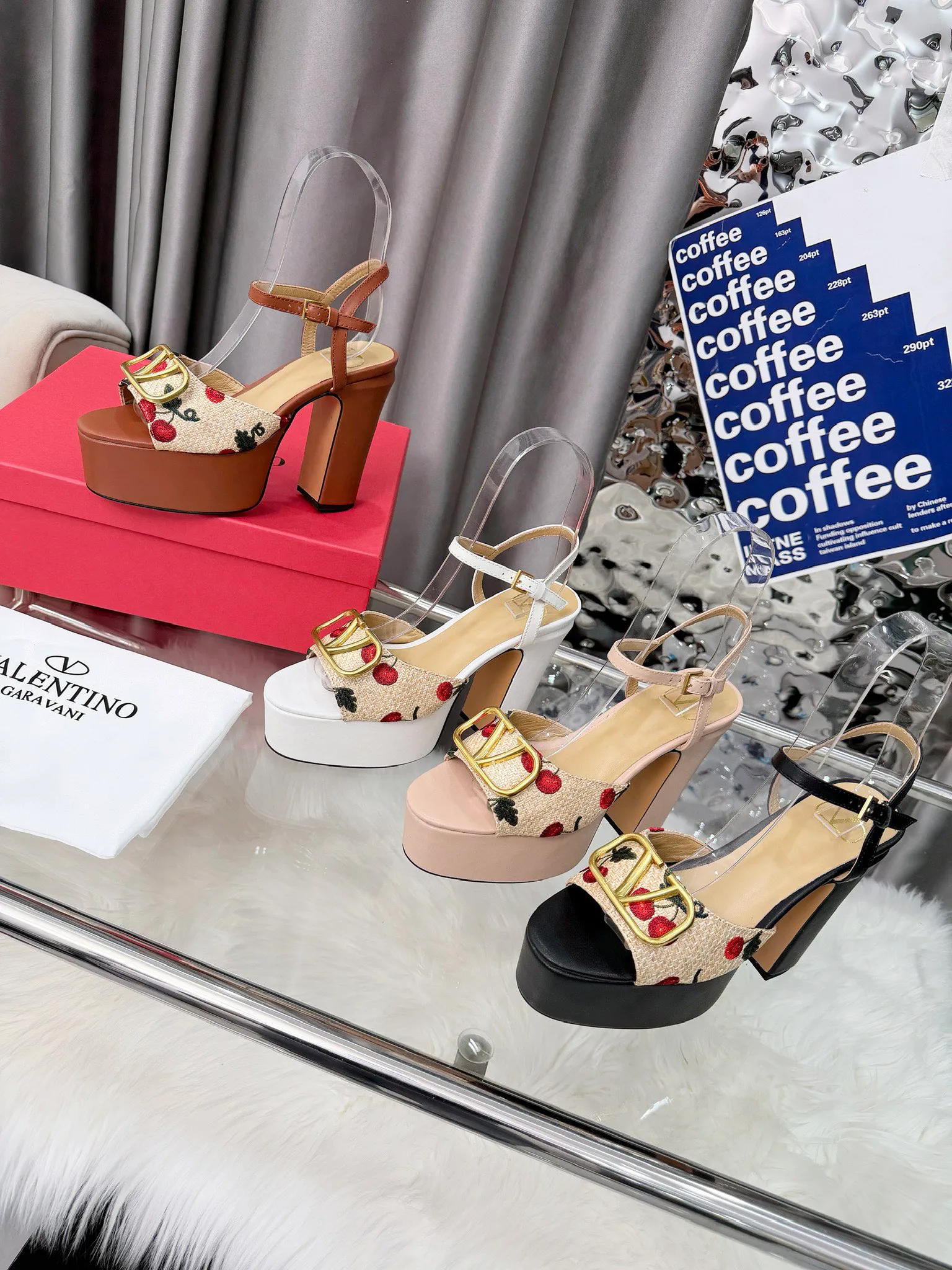 Босоножки Женские Valentino 5033846