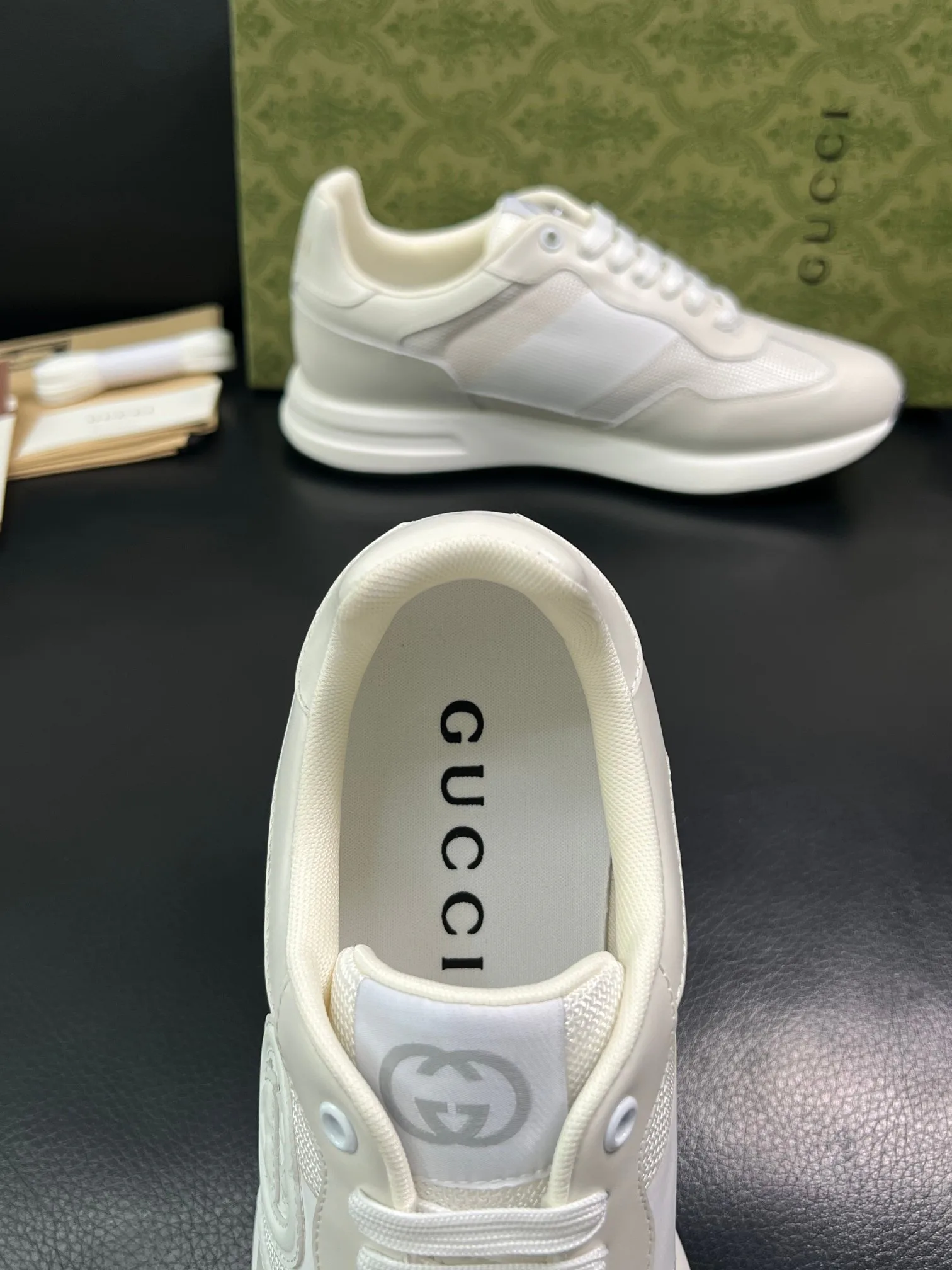 Кроссовки Мужские Gucci 18743955
