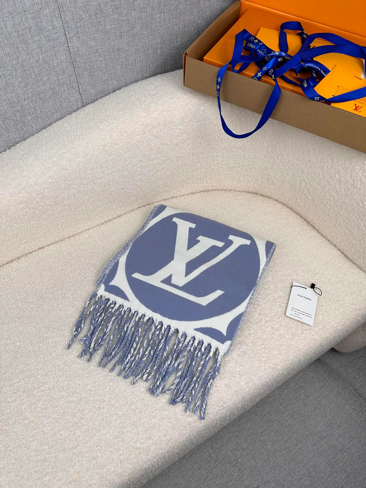 Шарфы Louis Vuitton 205911