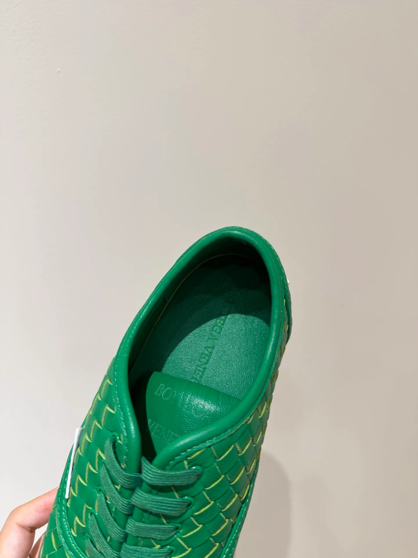 Кроссовки Женские Bottega Veneta 17464745