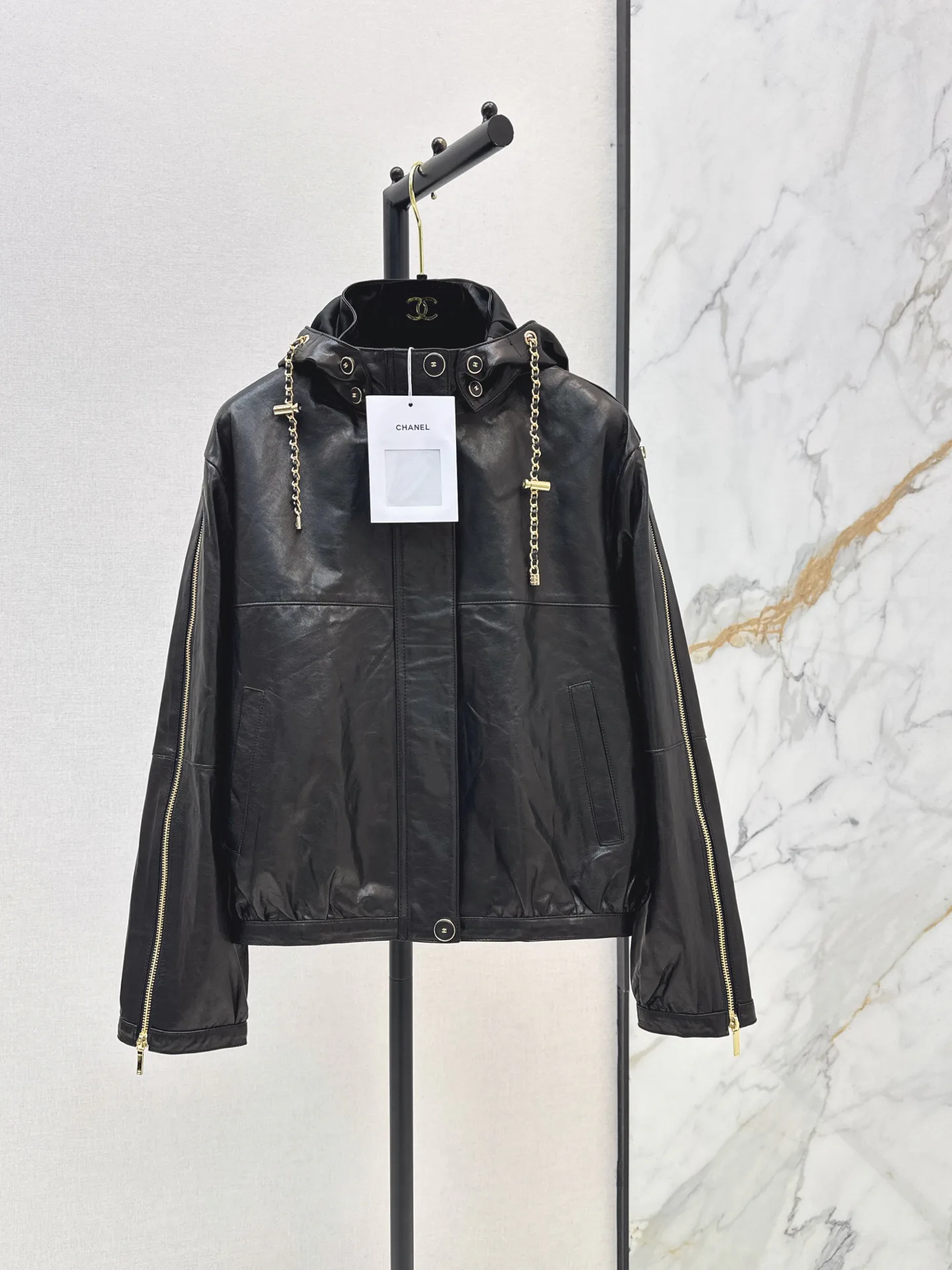 Кожаные Куртки И Дублёнки Женские Chanel 18757481