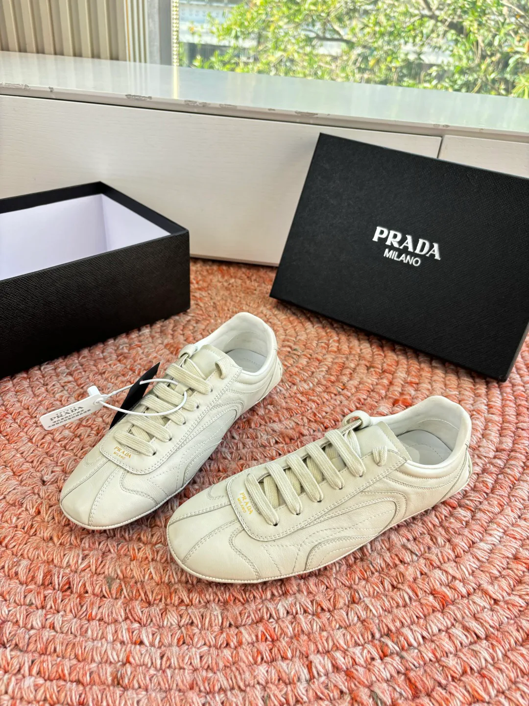 Кроссовки Женские Prada 11049163