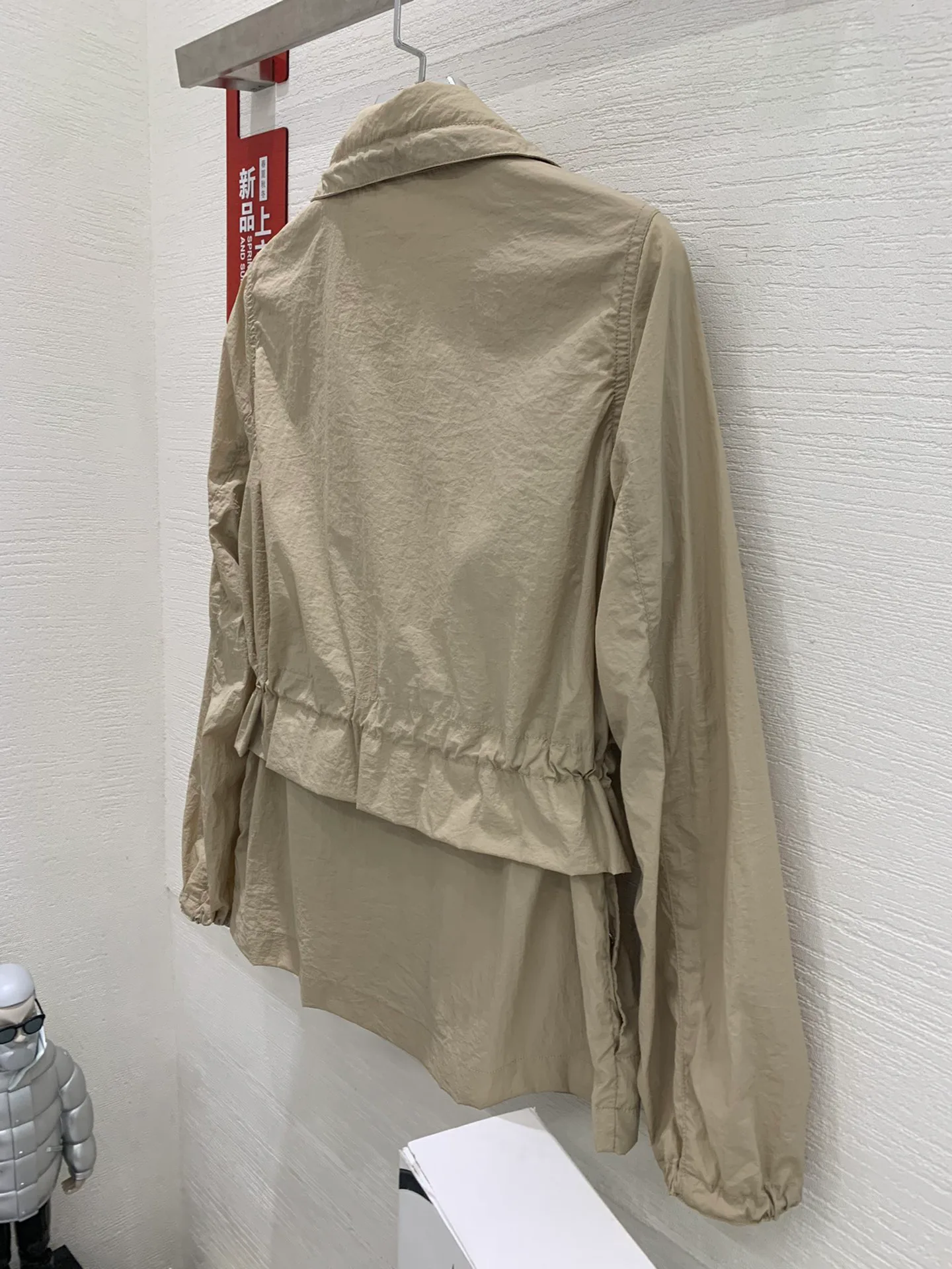 Куртки И Пуховики Женские Moncler 11230880