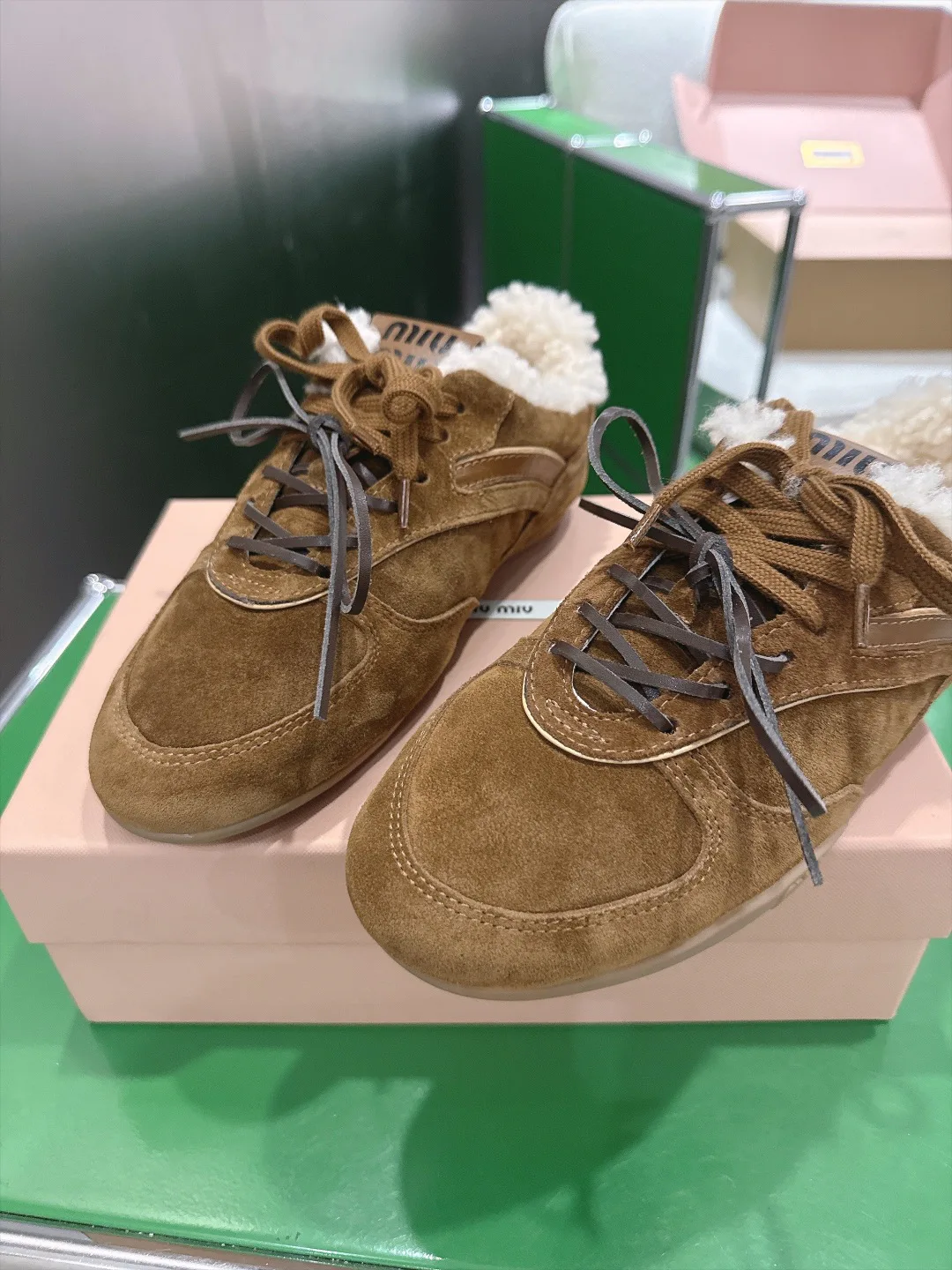 Кроссовки Женские Miu Miu 18677750