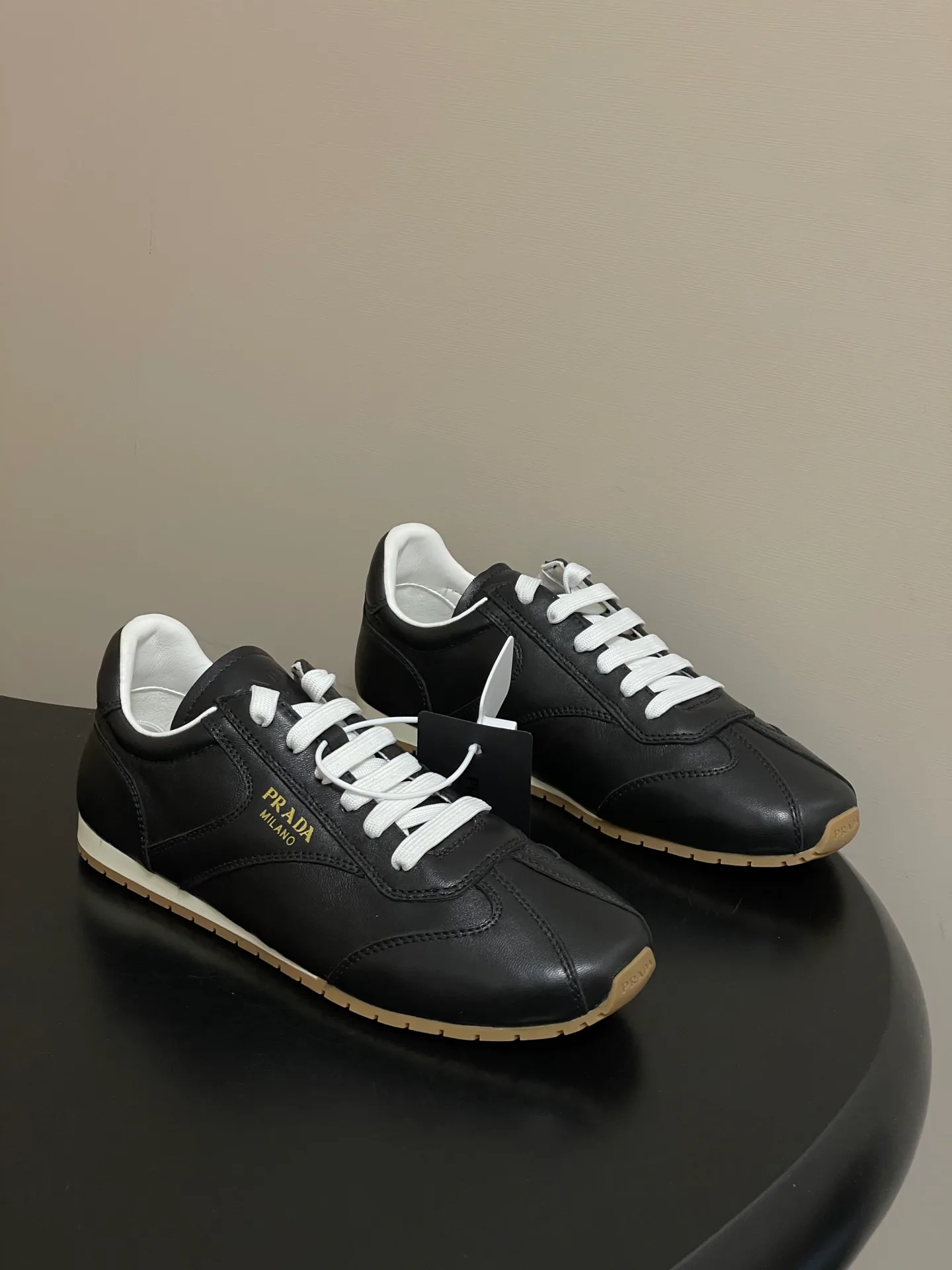 Кроссовки Женские Prada 11160246