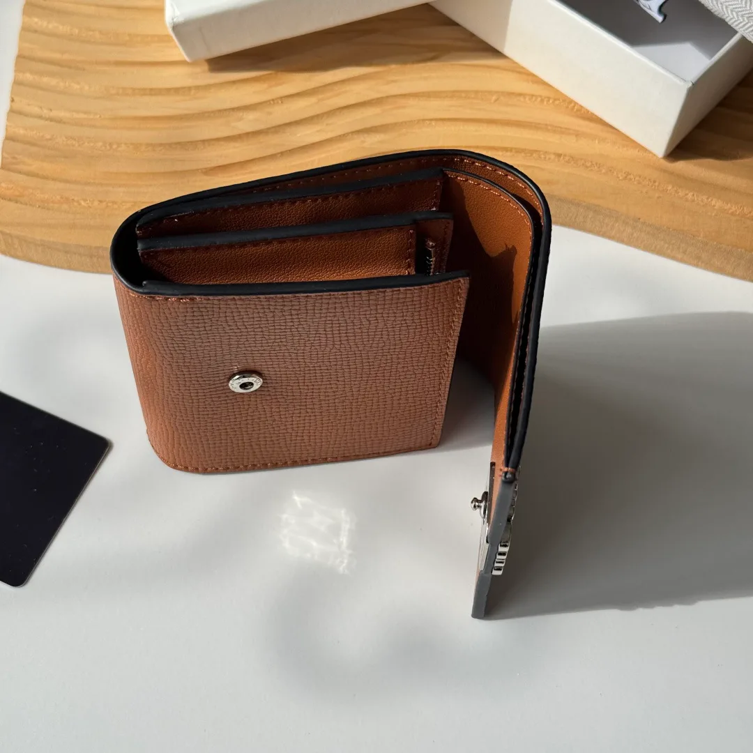 Клатчи Женские Loewe 617224