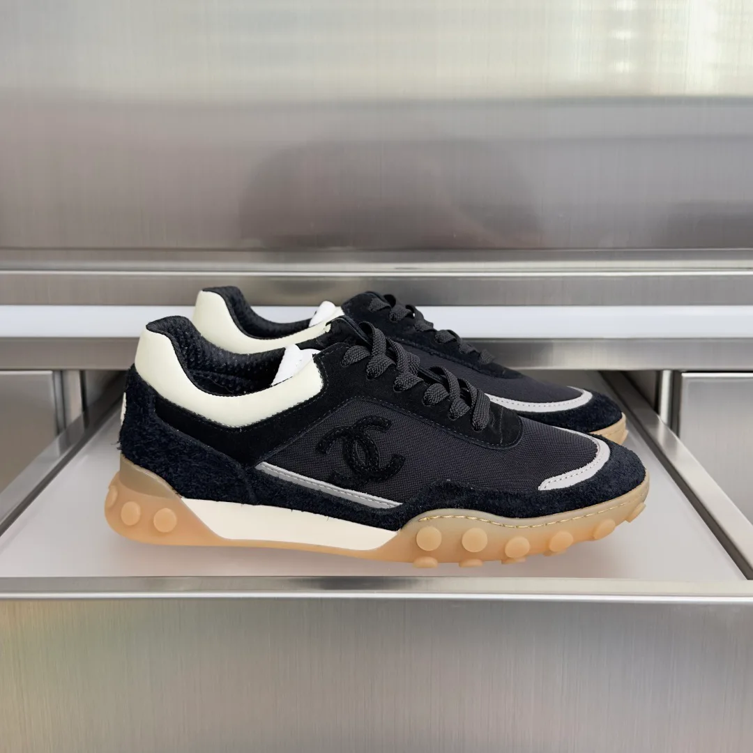 Кроссовки Женские Chanel 11595702