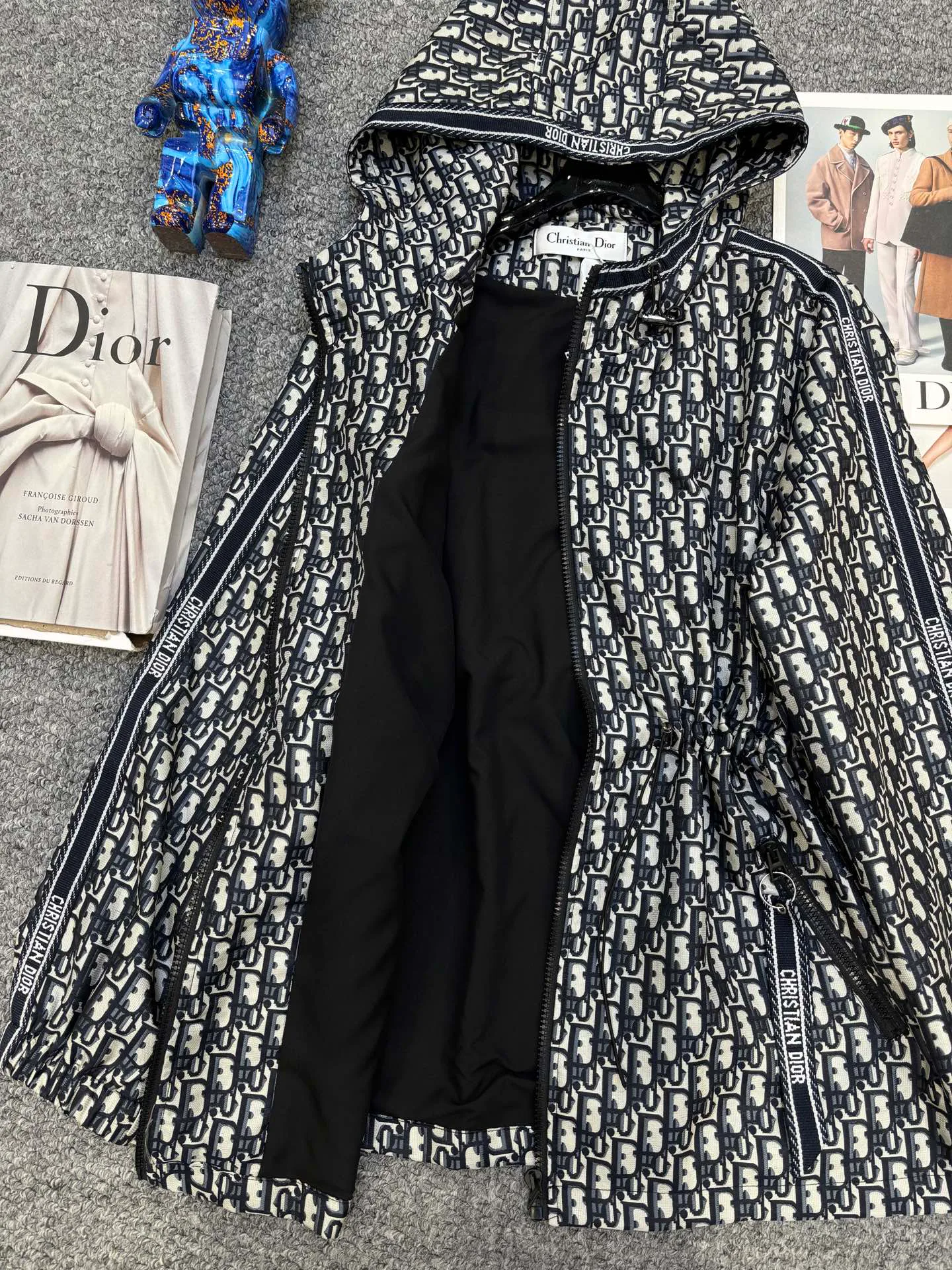 Куртки И Пуховики Женские Christian Dior 18362978