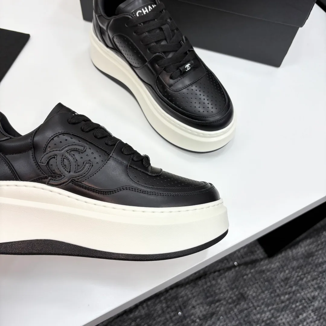 Кроссовки Женские Chanel 4502656