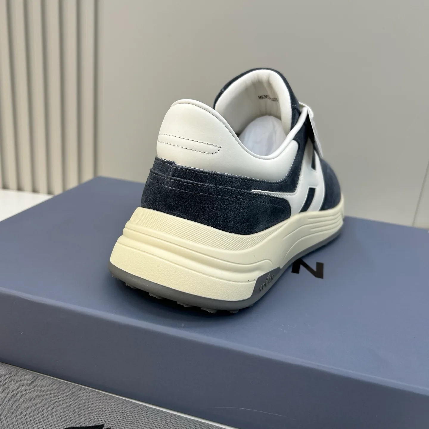 Кроссовки Мужские Hogan 17280329