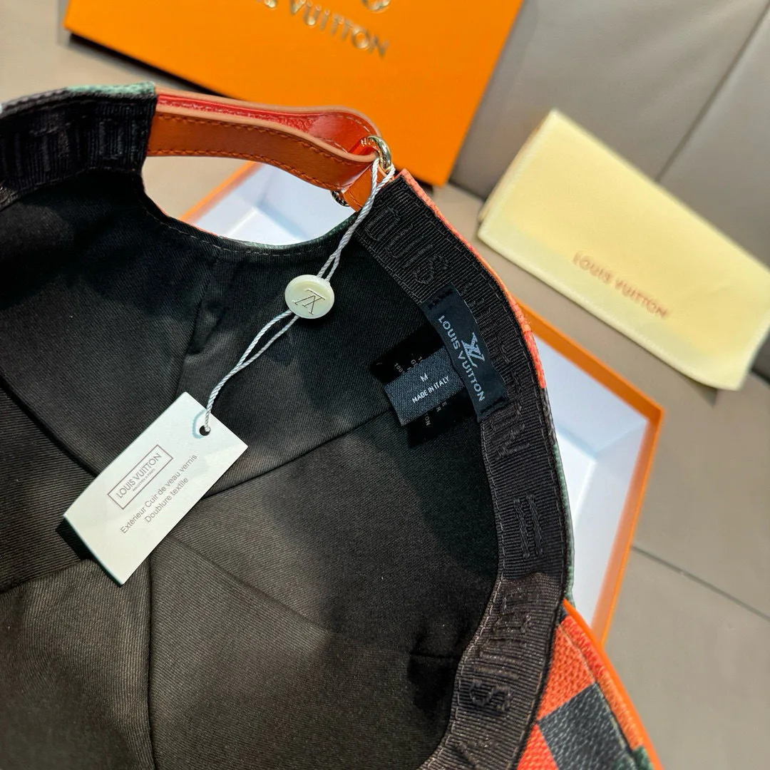 Головные Уборы Louis Vuitton 17044