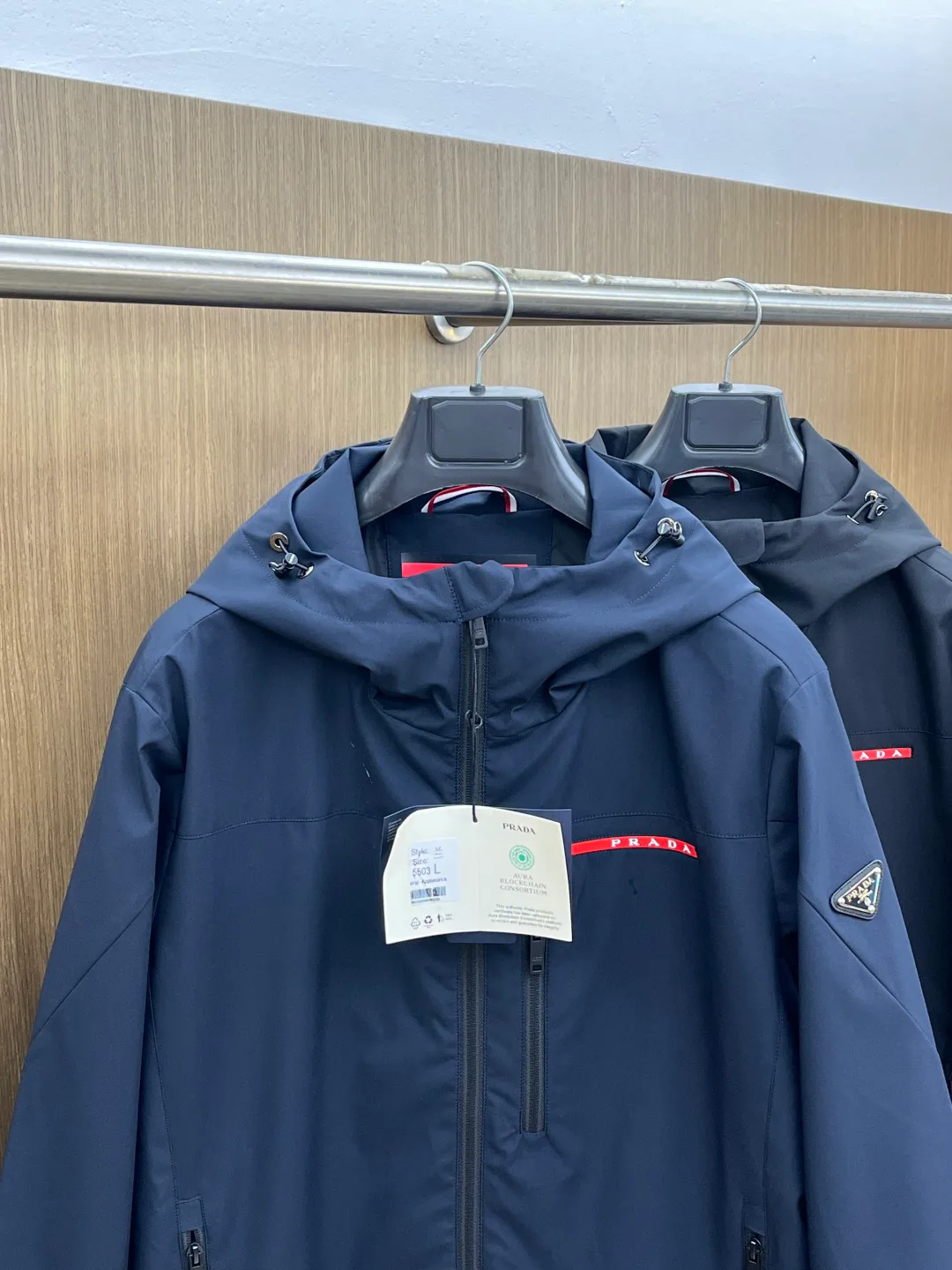 Куртки И Пуховики Мужские Prada 17410563